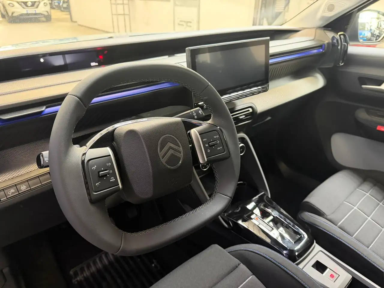 Citroen C3 1.2 hybrid Plus 110cv edcs6 21