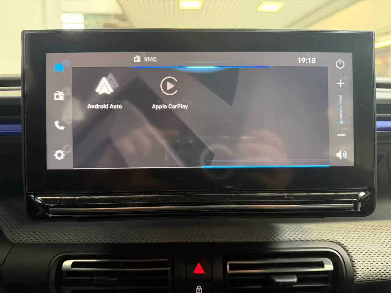 Citroen C3 1.2 hybrid Plus 110cv edcs6 25