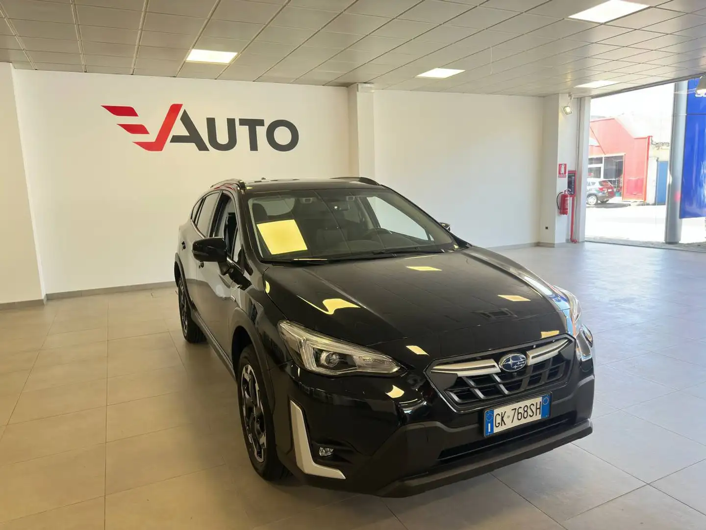 Subaru XV 2.0i E-Boxer MHEV Style Navi *AZIENDALE* Černá - 1