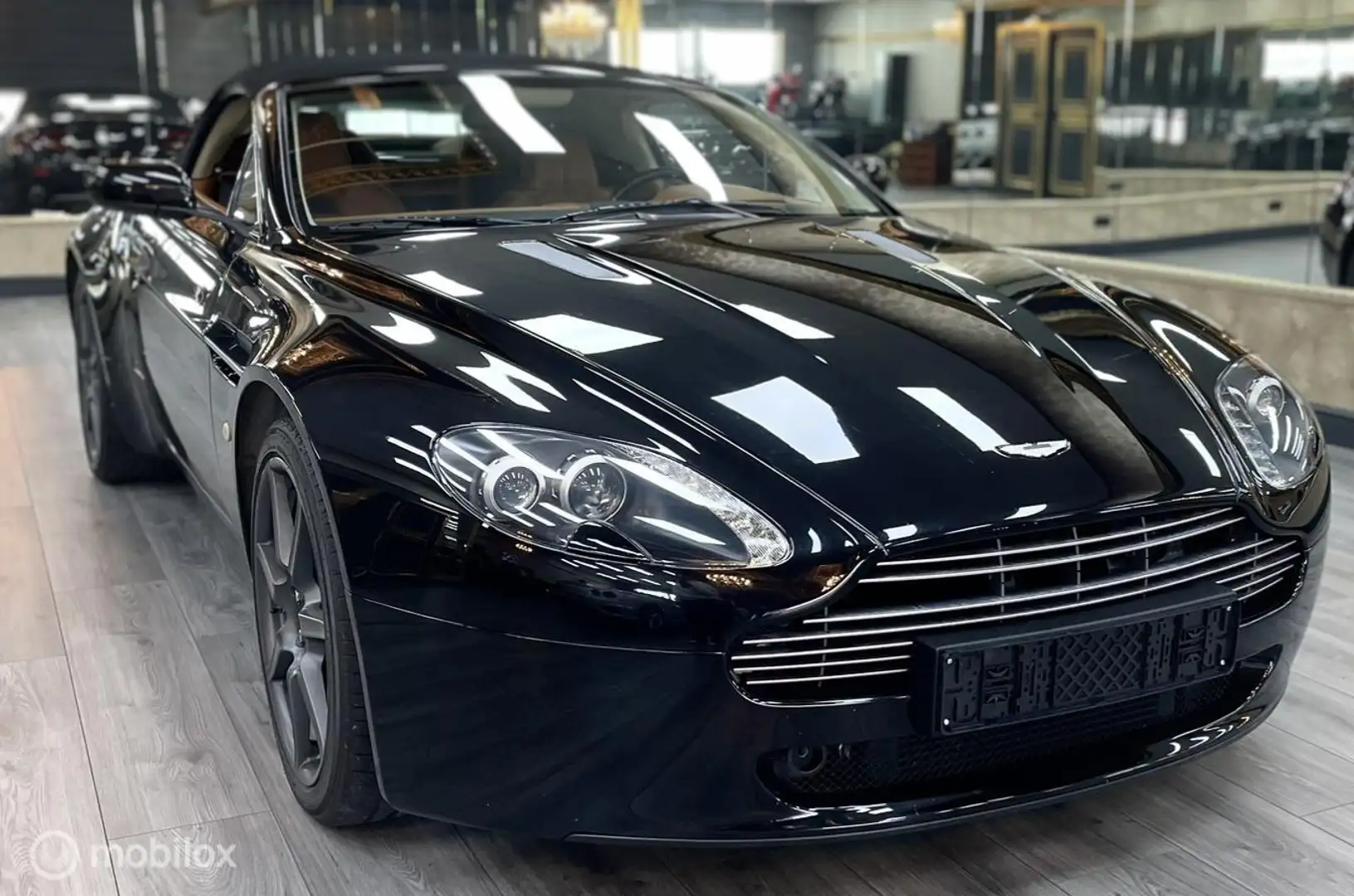 Aston Martin Vantage CABRIO V8 ROADSTER VH2 Schwarz - 2