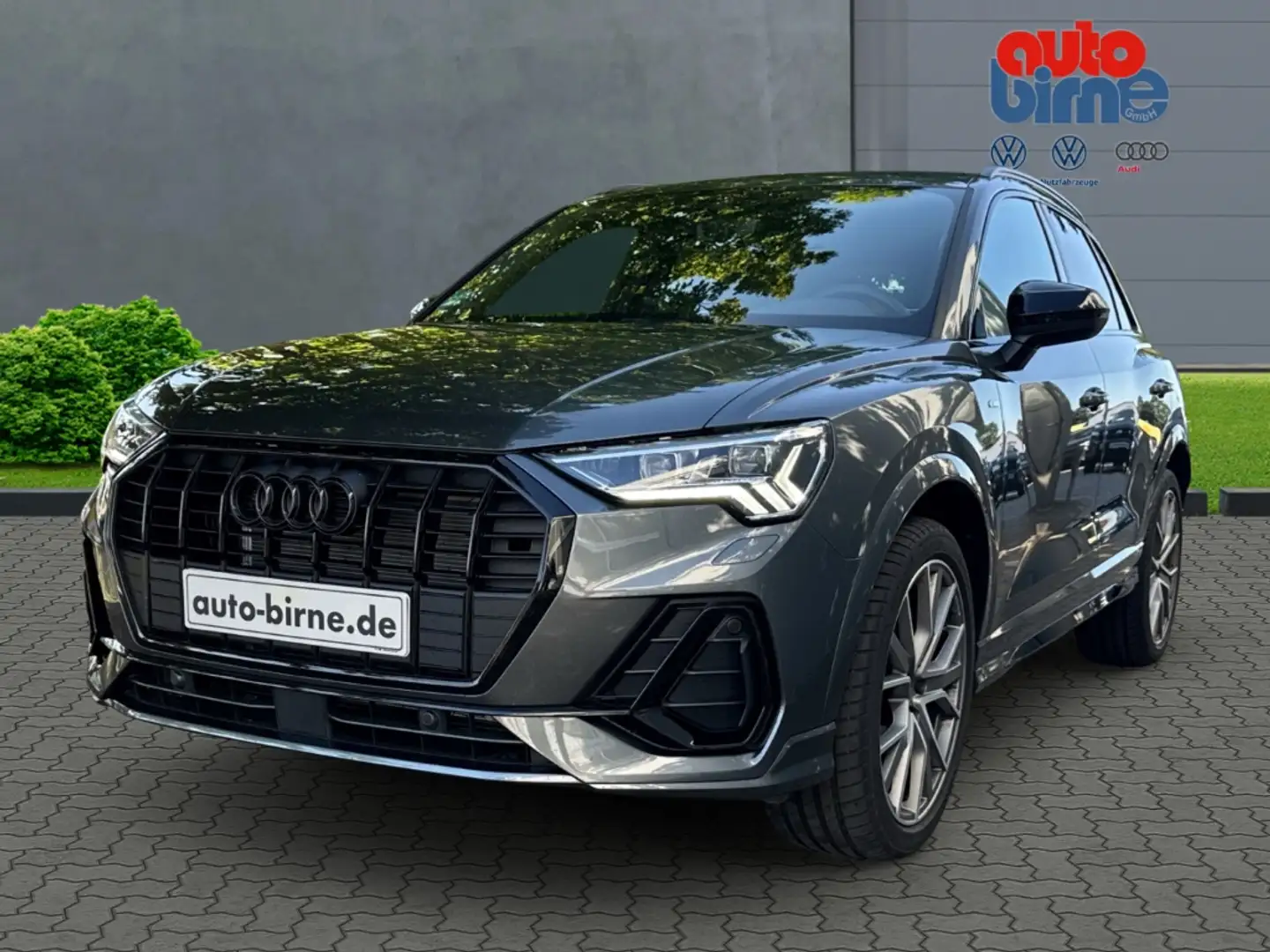 Audi Q3 35 TFSI S line AHK-klappbar Navi digitales Cockpi Grau - 1