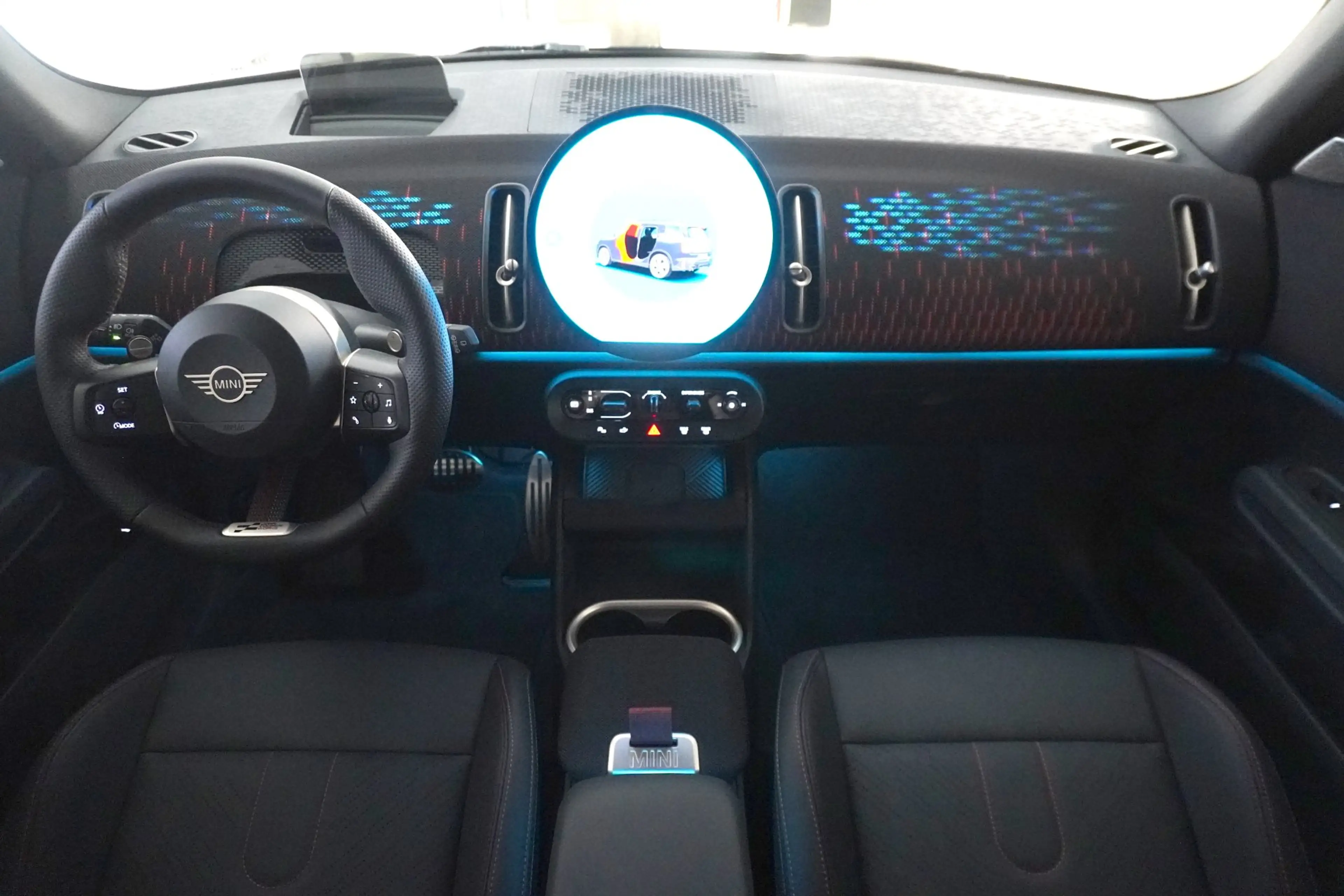 MINI John Cooper Works Countryman ALL4 — photo 10