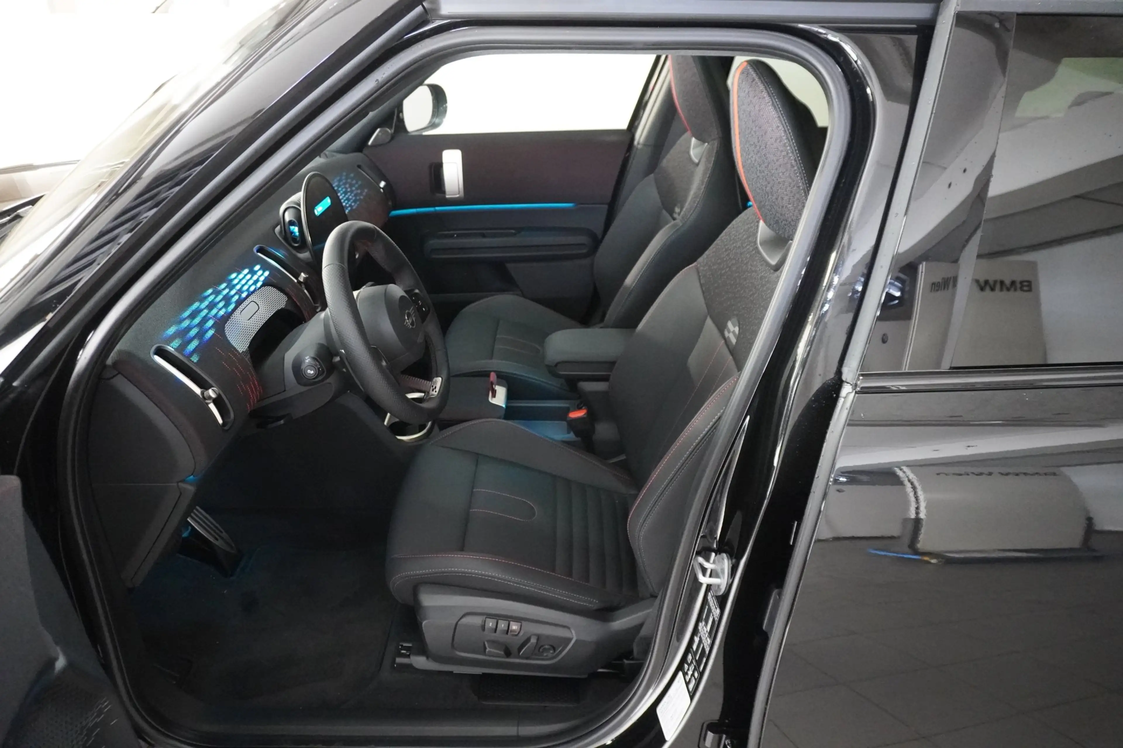 MINI John Cooper Works Countryman ALL4 — photo 4