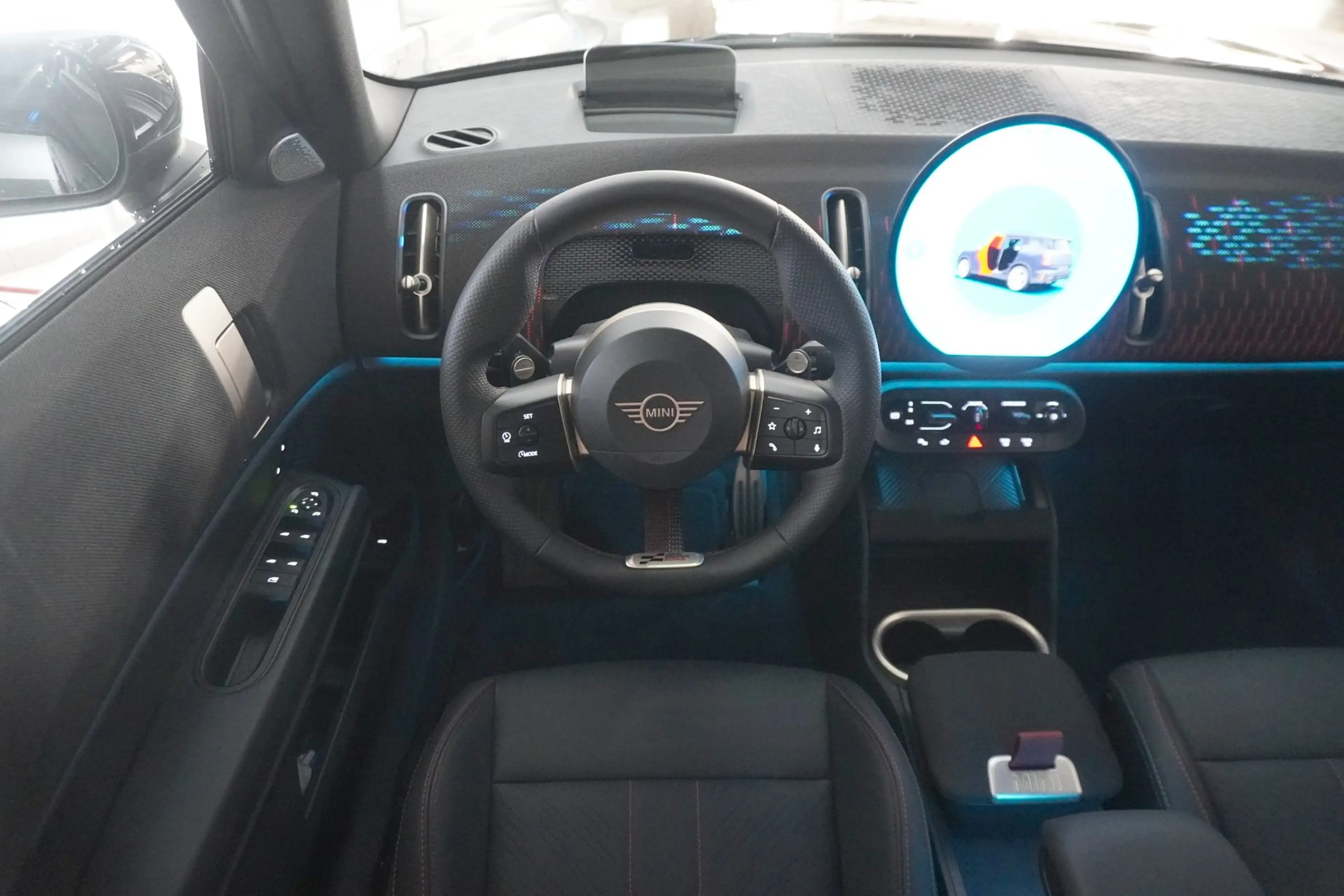 MINI John Cooper Works Countryman ALL4 — photo 9