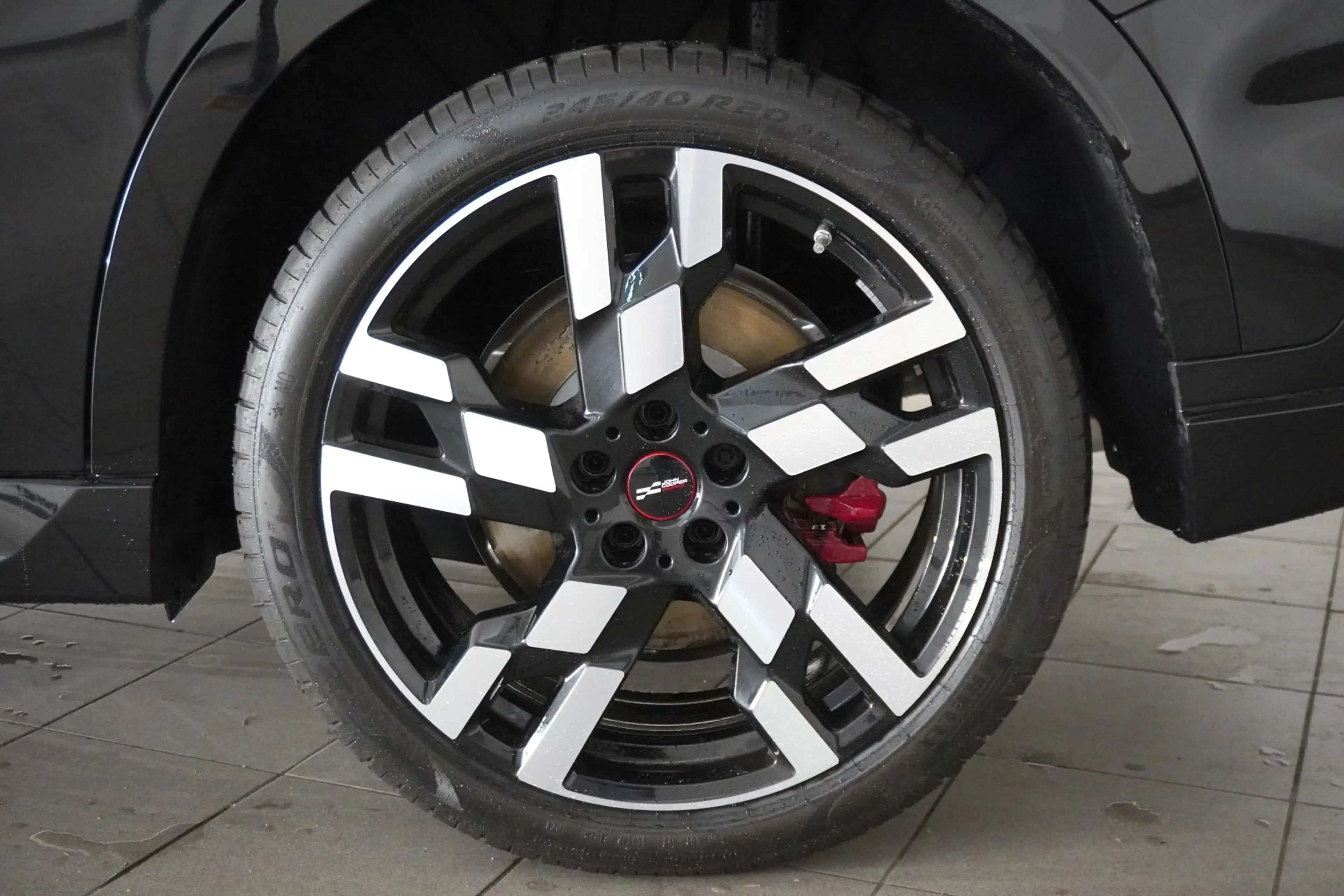 MINI John Cooper Works Countryman ALL4 — photo 3
