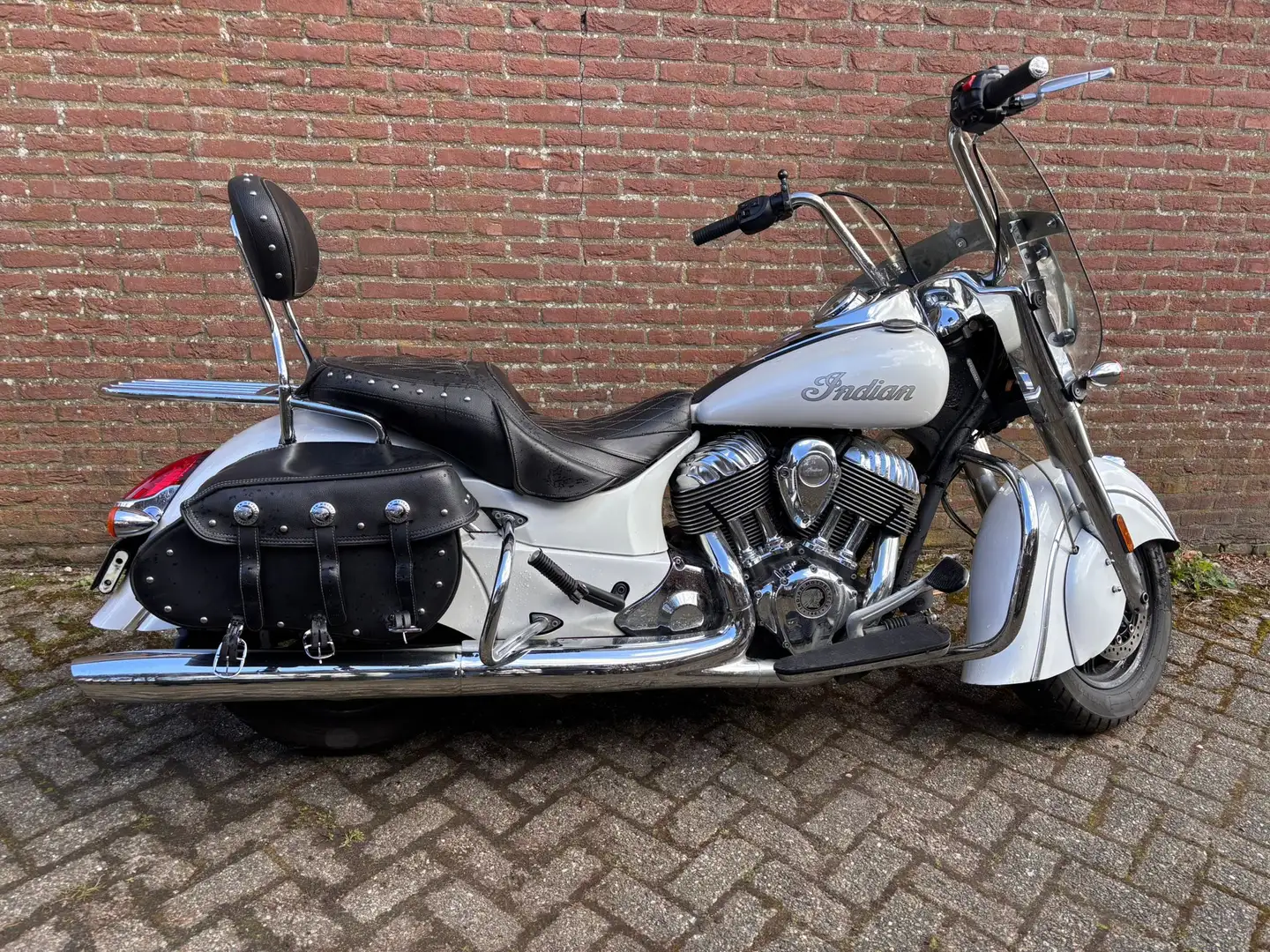 Indian Chief Blanco - 1