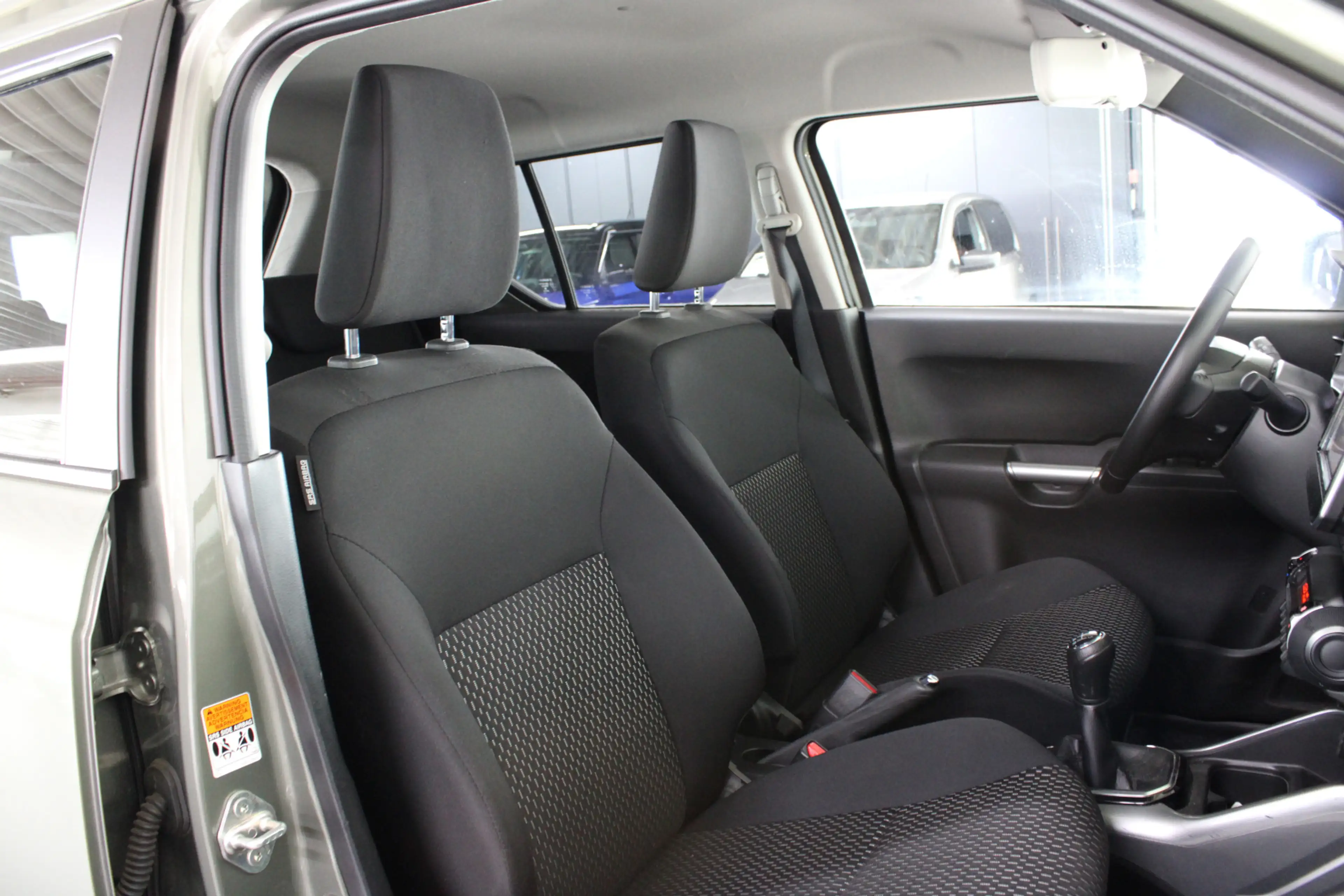 Suzuki Ignis 1.2 Smart Hybrid Allgrip Style / Stoelverwarming / — photo 7