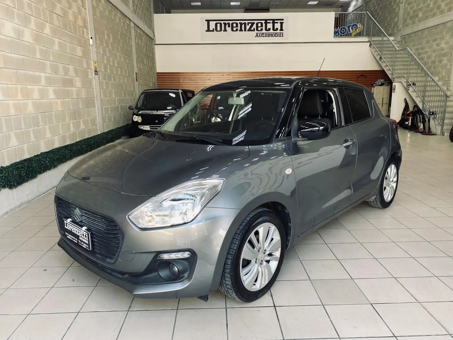 Suzuki Swift Swift 1.2 Hybrid Top Gris - 1