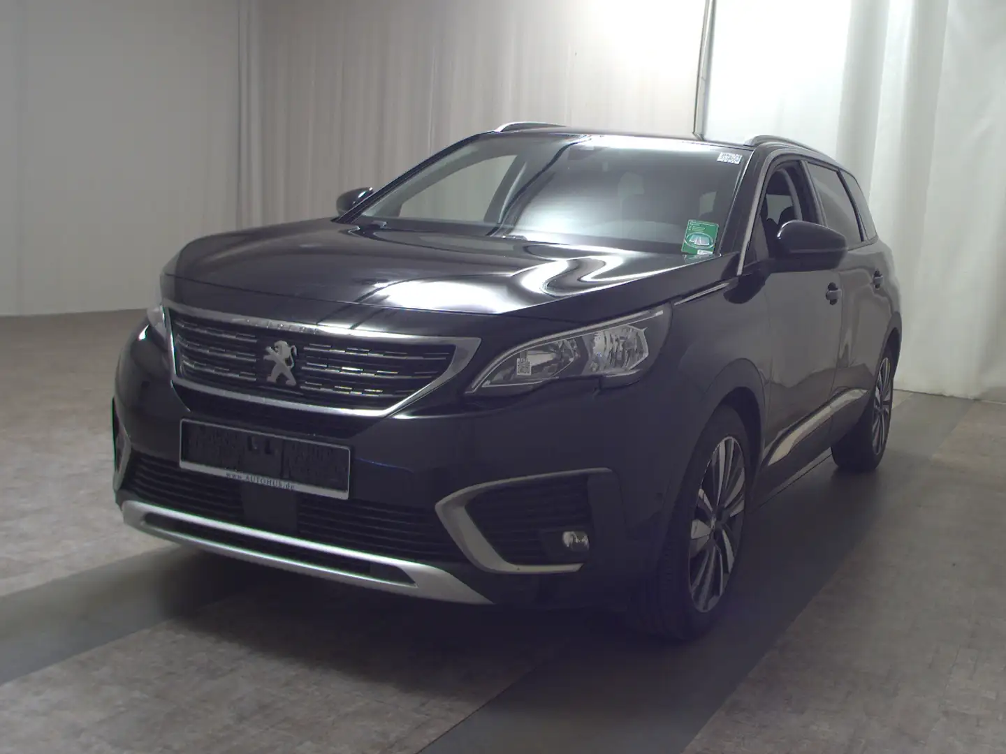 Peugeot 5008 1.5 BlueHDI Allure 7-Sitze AHK RfK SHZ Schwarz - 2