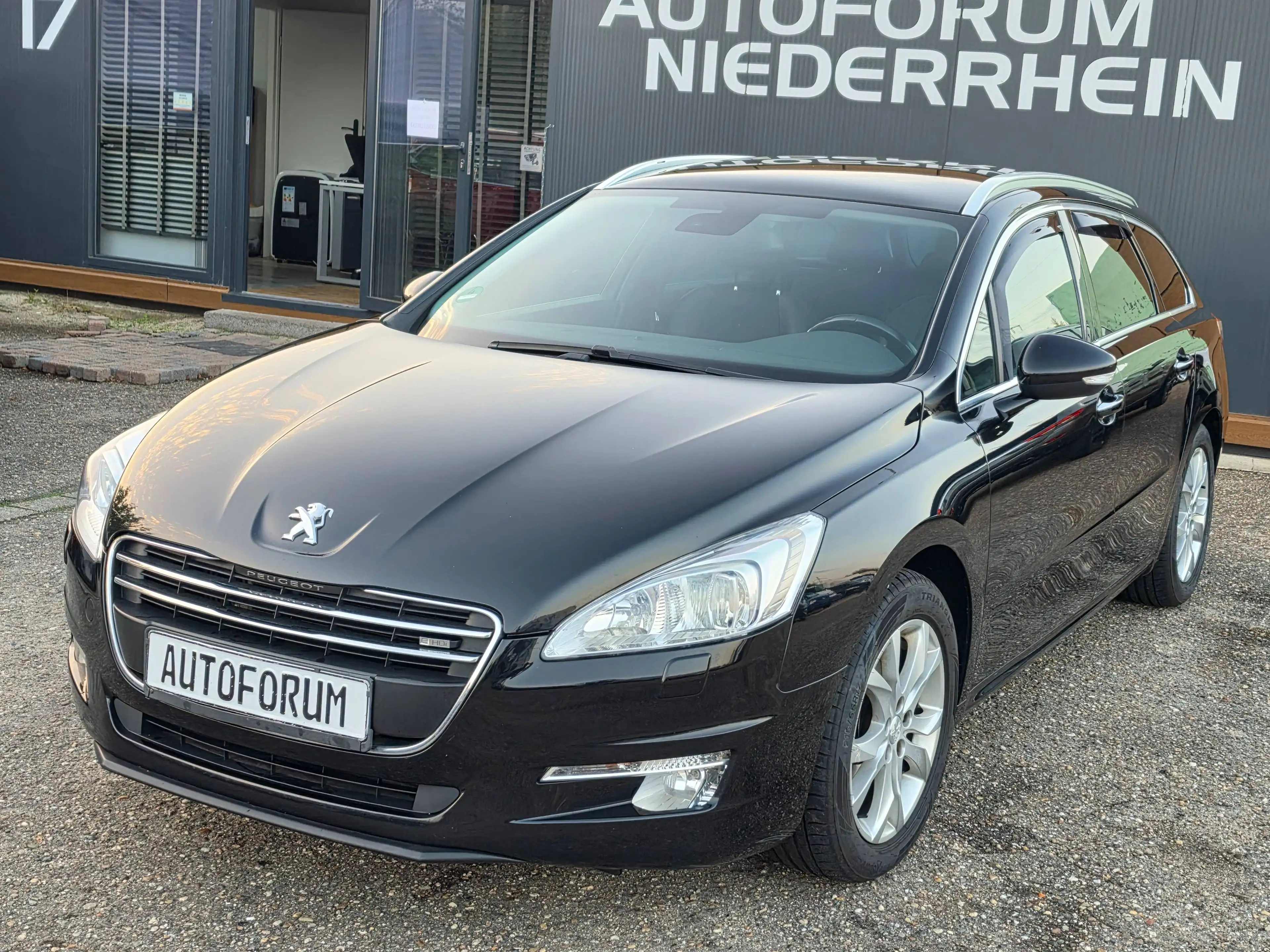 Peugeot 508 508 SW 1.6 Diesel SW e-HDi 115 ETG6 Stop — photo 2