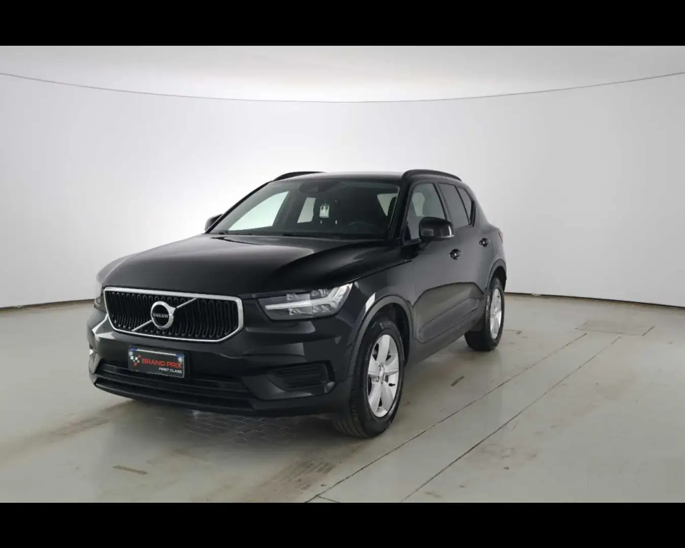 Volvo XC40 T2 Momentum Core Nero - 1