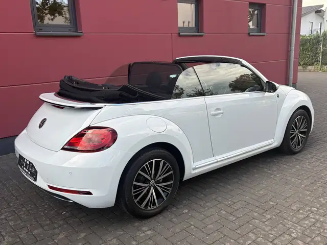 Volkswagen New Beetle CABRIOLET 1.2 TSI BLUEMOTION SONDERMODELL SOUND ALU17 KAMERA TOP*