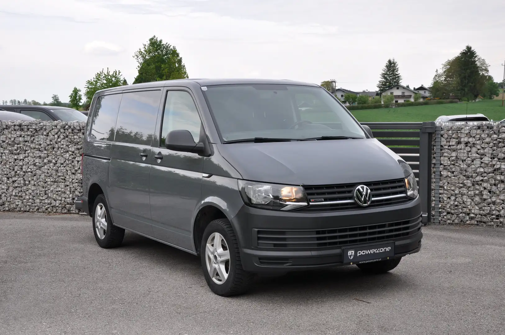 Volkswagen T6 Transporter Kasten 4Motion Grau - 1