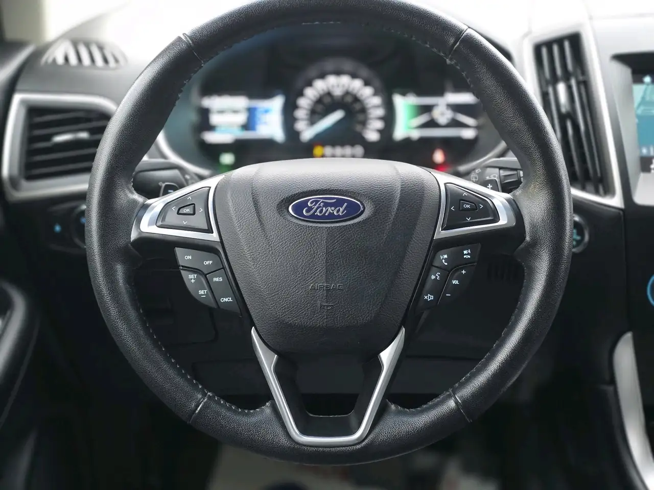Ford Edge снимка Ford Edge