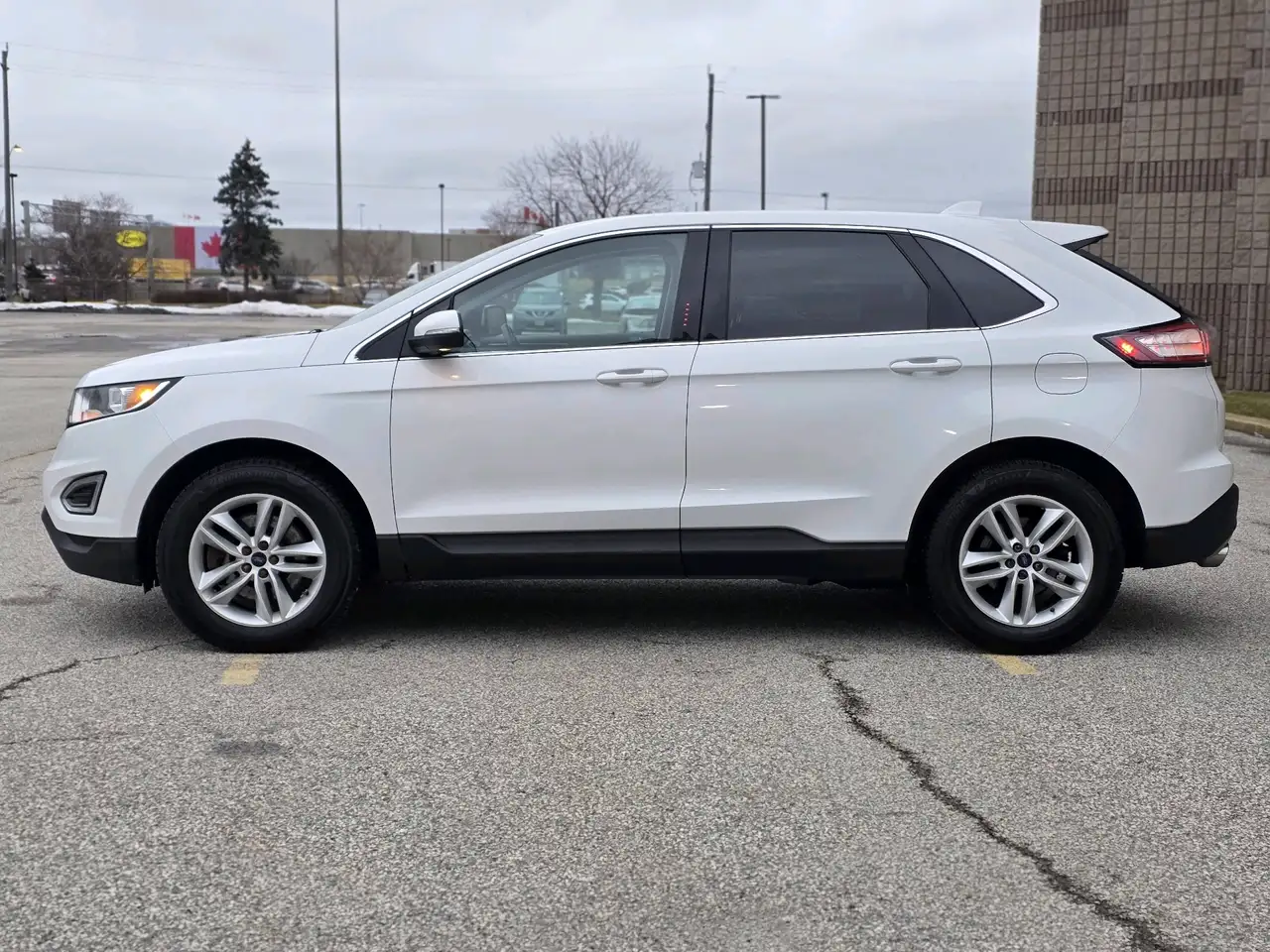 Ford Edge снимка Ford Edge