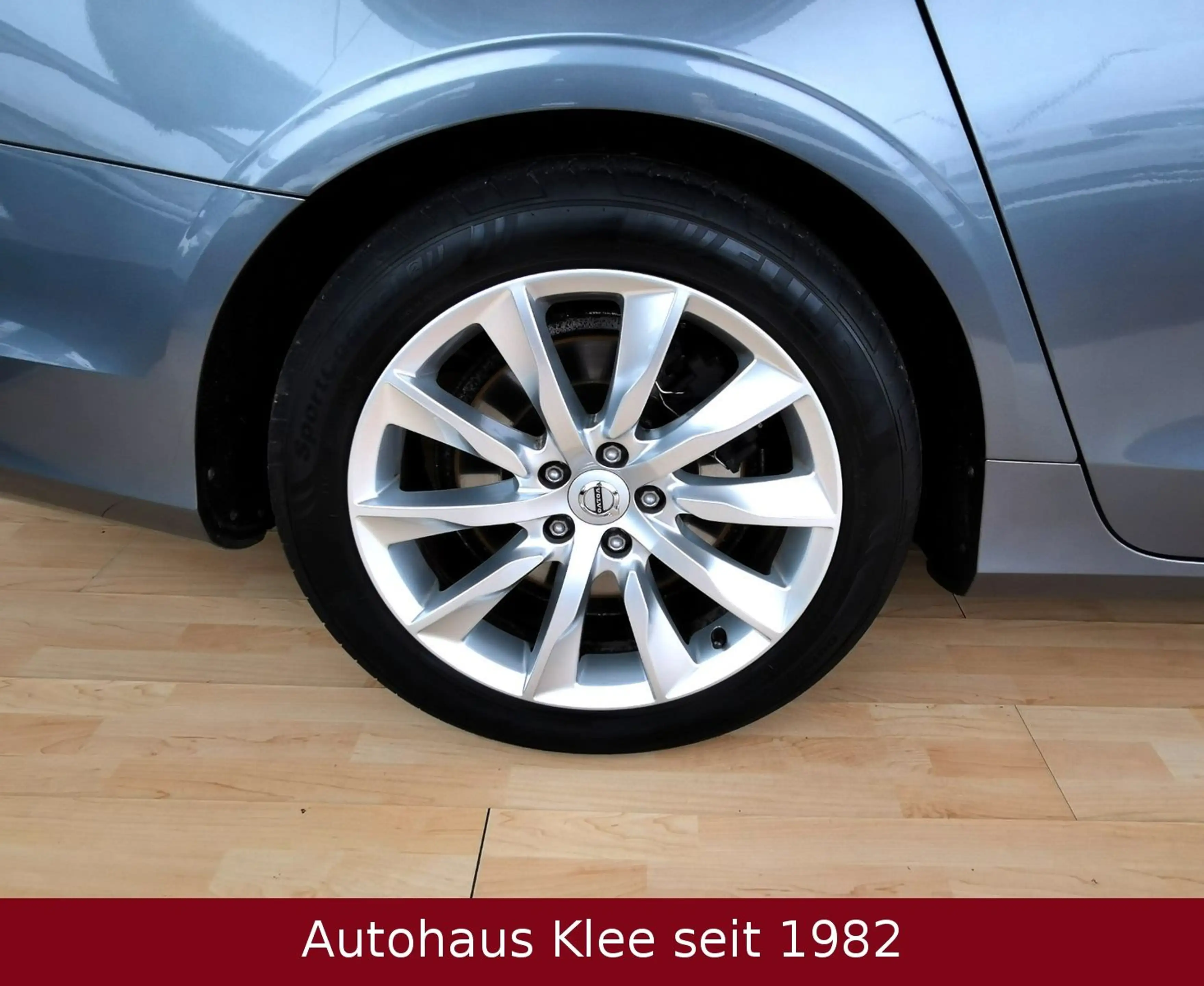 Volvo V90 Kombi Momentum *AHK*LED*NAVI*DAB*LM 18" — photo 5