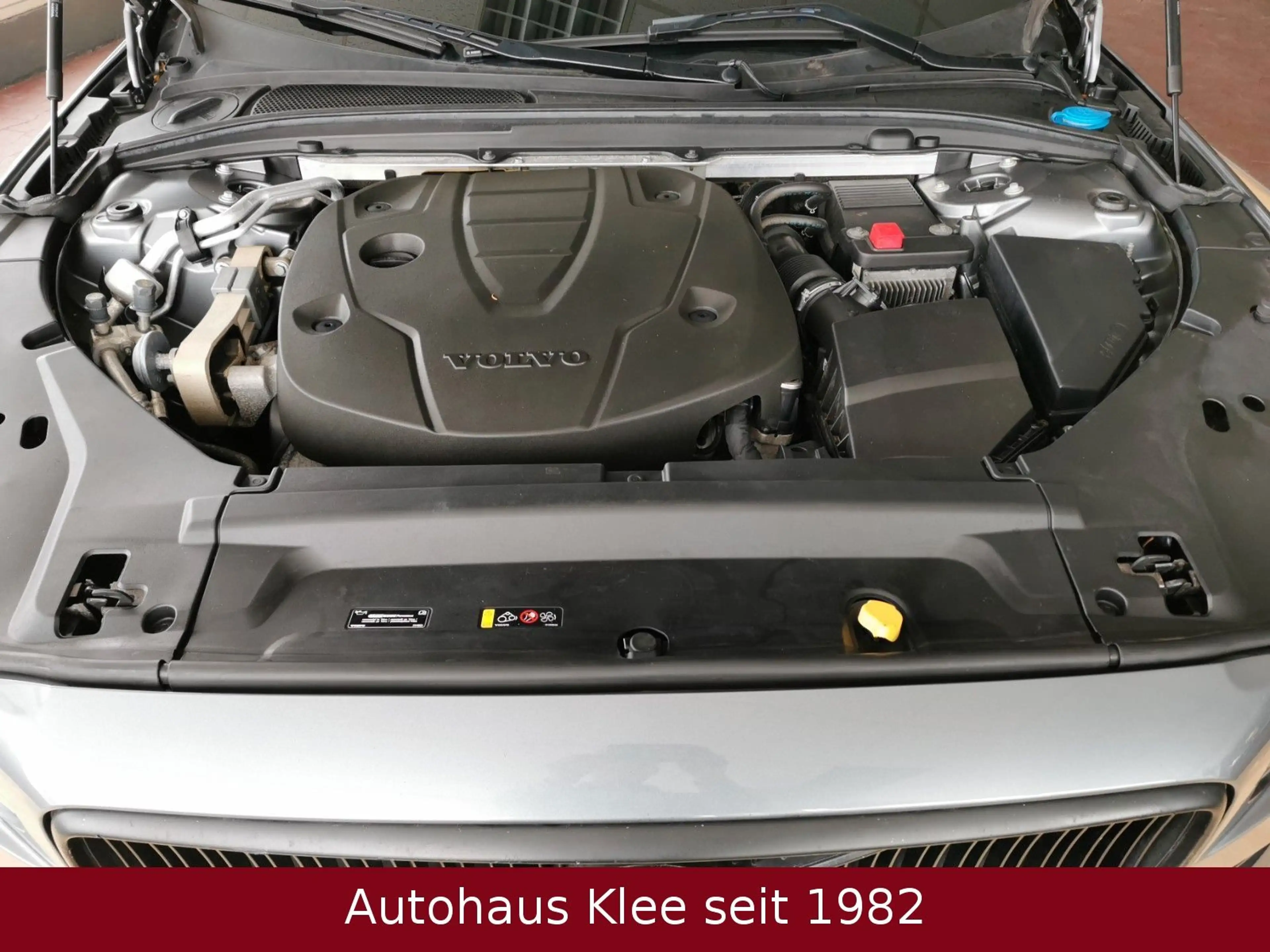 Volvo V90 Kombi Momentum *AHK*LED*NAVI*DAB*LM 18" — photo 13
