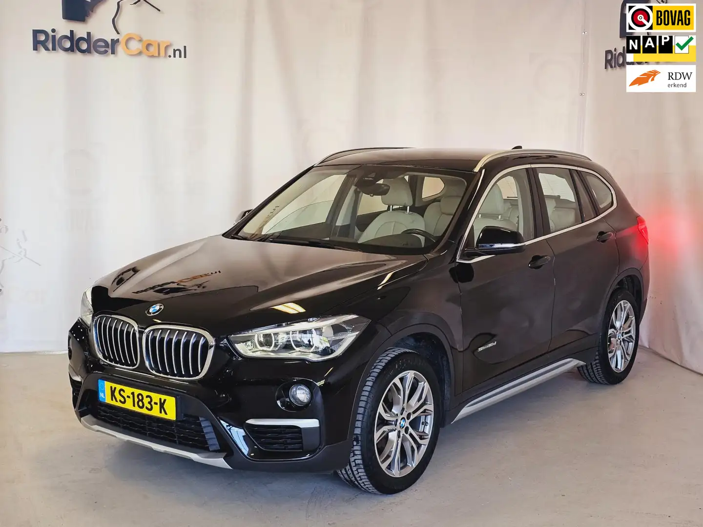 BMW X1 SDrive16d Executive|GARANTIE|NAP|LEDER|CRUISE|STOE Zwart - 1