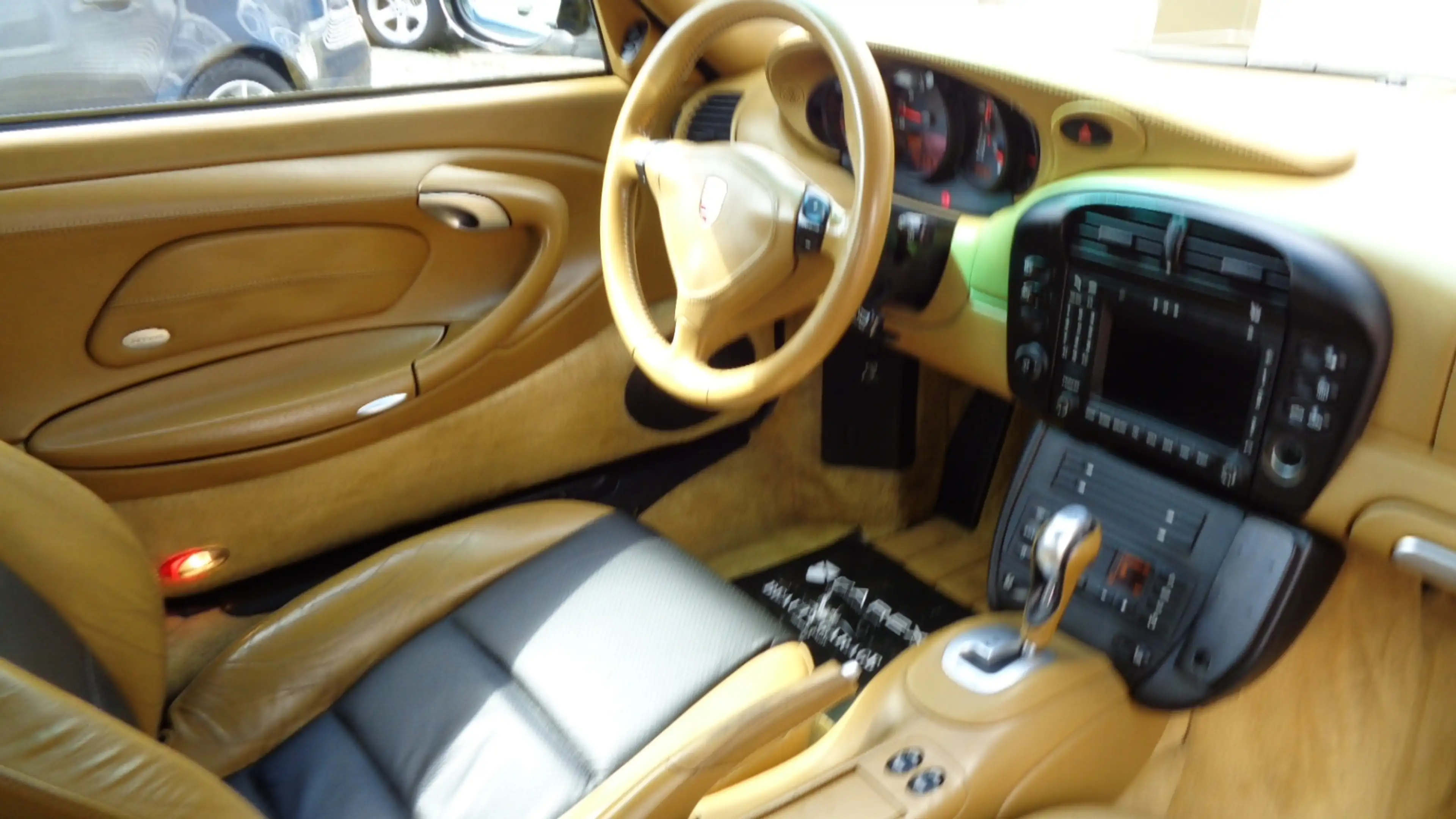 Porsche 911 CARRERA 4 Cabrio*Tiptronic*2.Hand*HardTop* — photo 10
