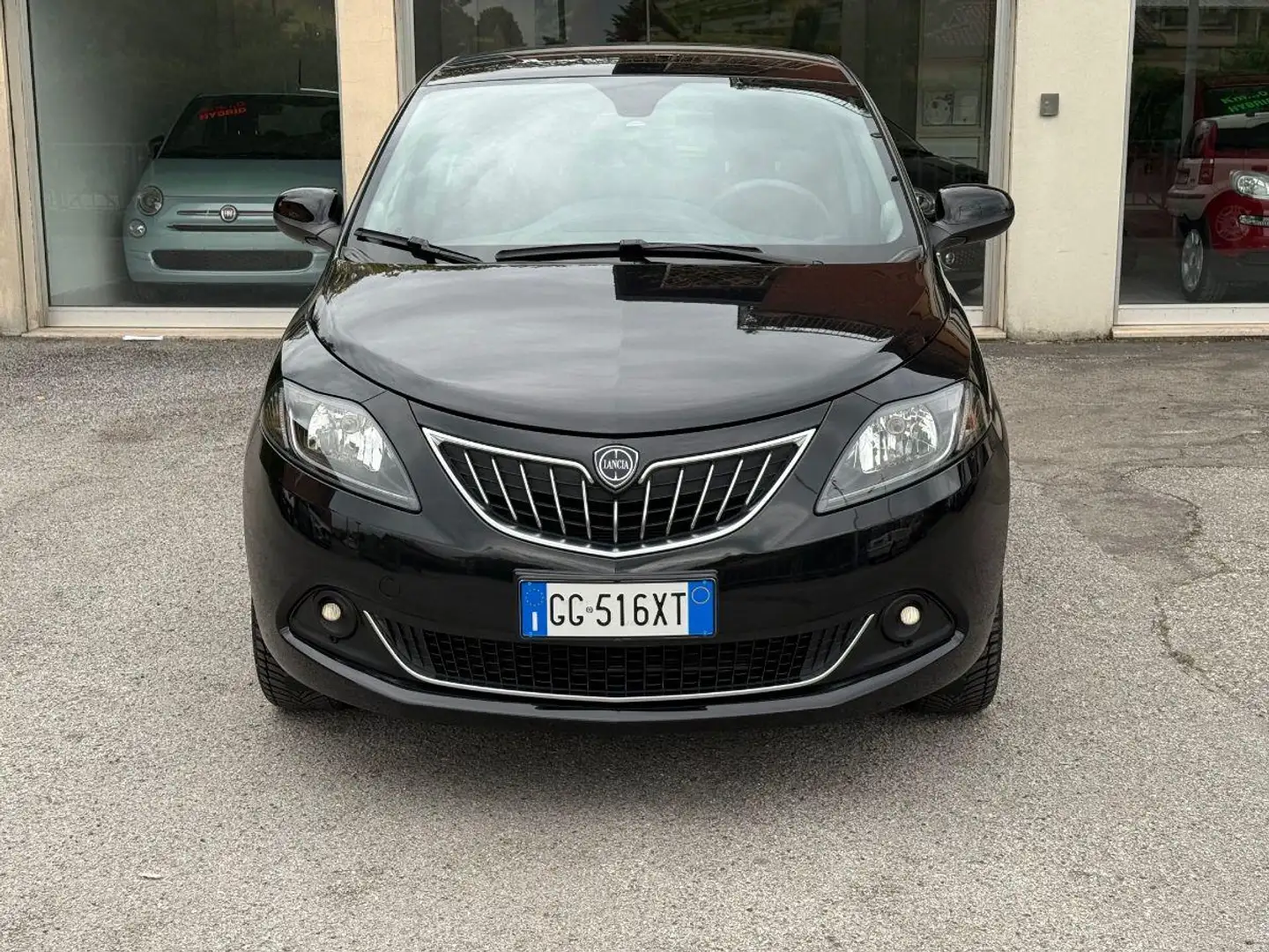 Lancia Ypsilon 1.0 FireFly 5p.S&S Hybryd Gold Nero - 2