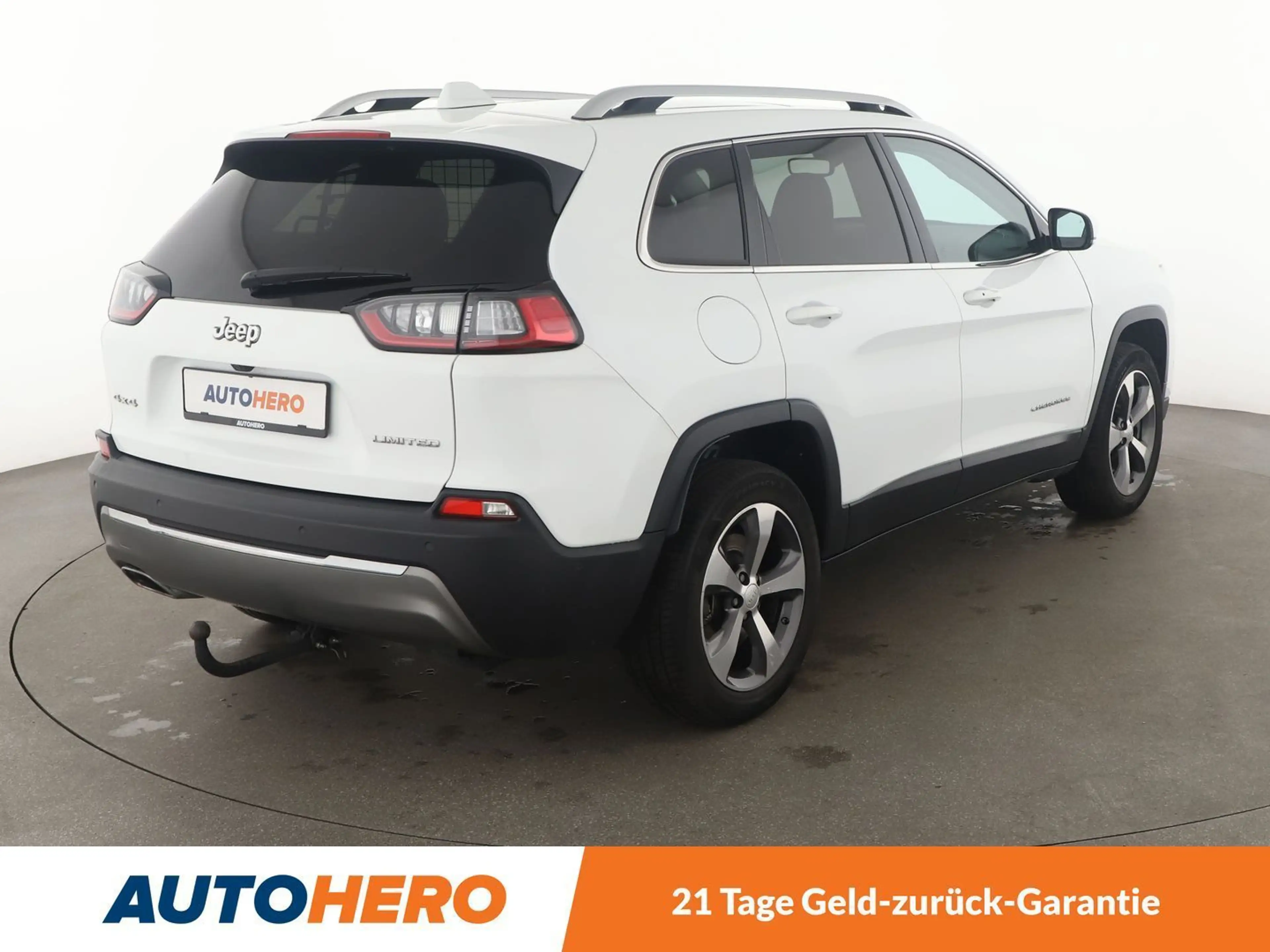 Jeep Cherokee 2.2 M-Jet Limited 4x4 Aut*NAVI*XENON*ACC*CAM*AHK* — photo 6