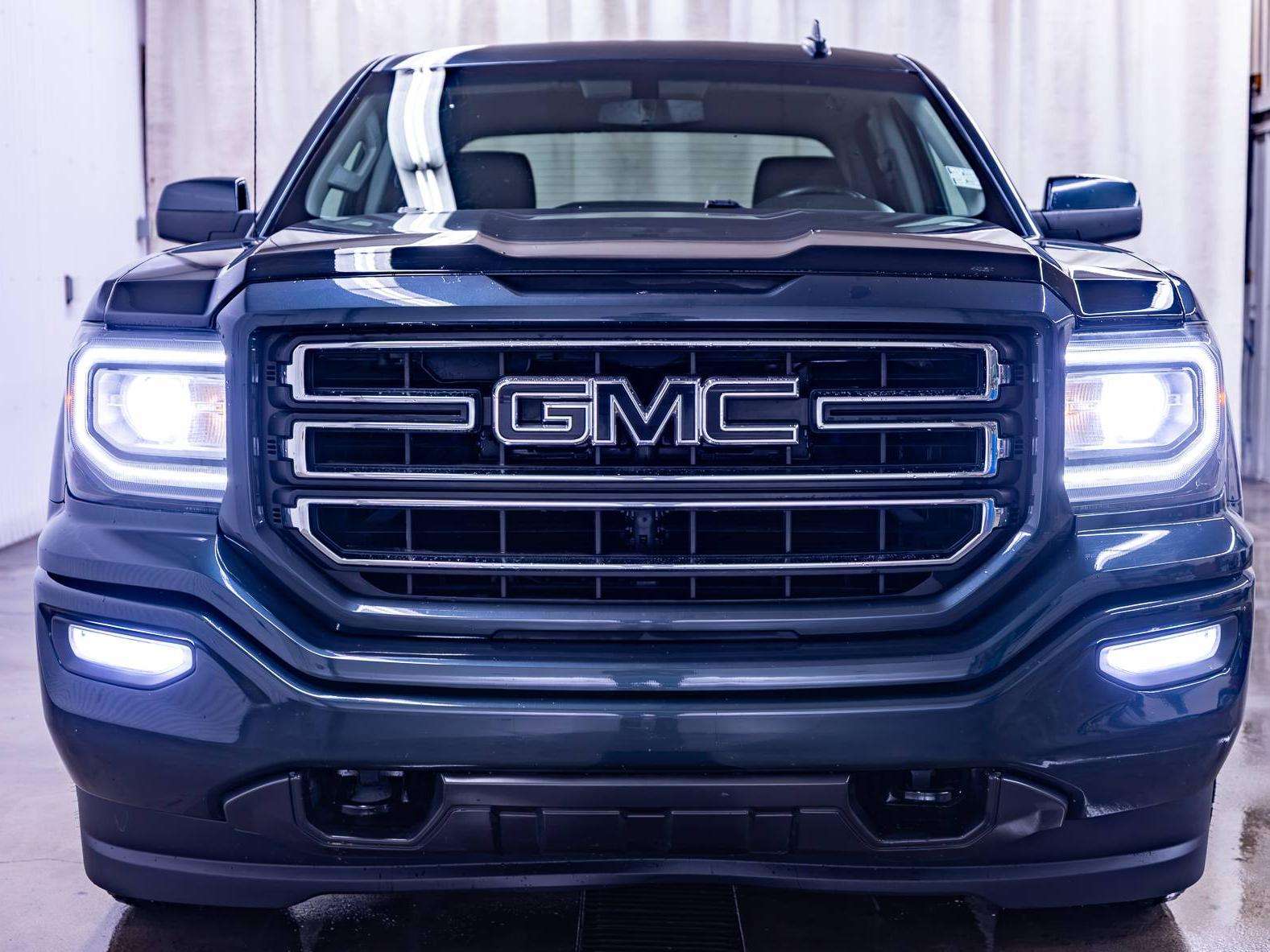 2018 GMC Sierra 1500 4x4 Crew Cab SLE Elevation PSeat BCam — снимка 1