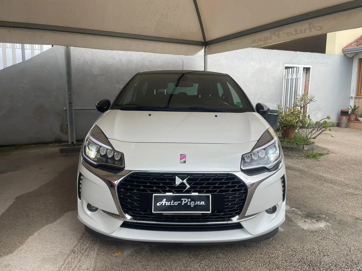 DS Automobiles DS 3 DS3 1.2 PureTech 110CV AUT. Performance line Blanc - 2