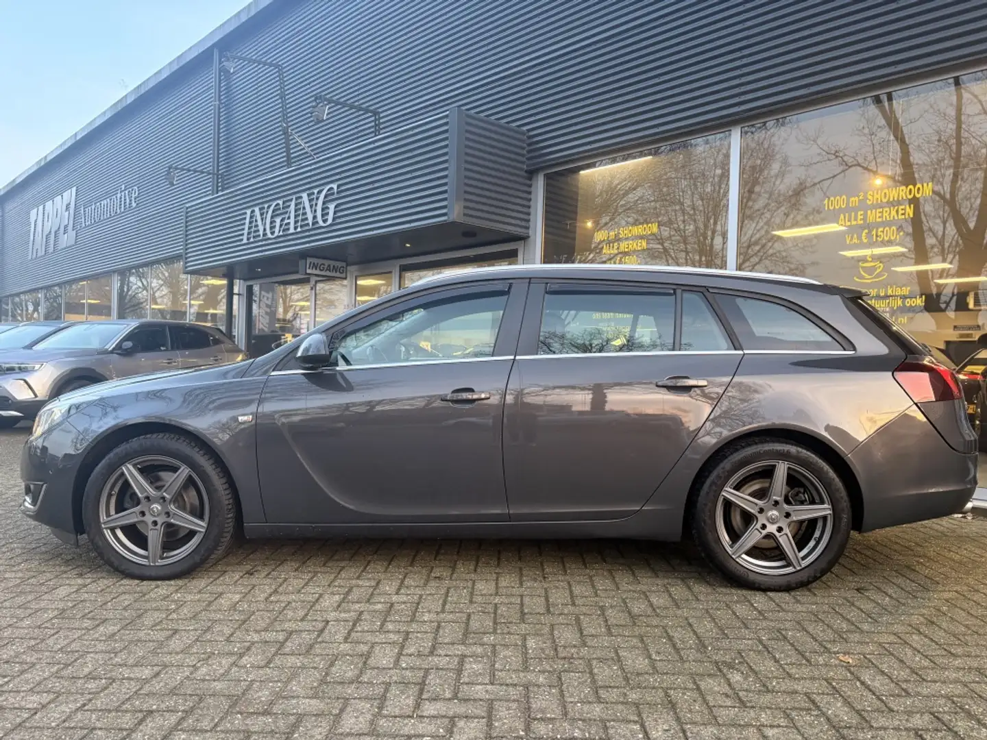 Opel Insignia Sports Tourer Turbo Cam 1.6 T Edition Grau - 2
