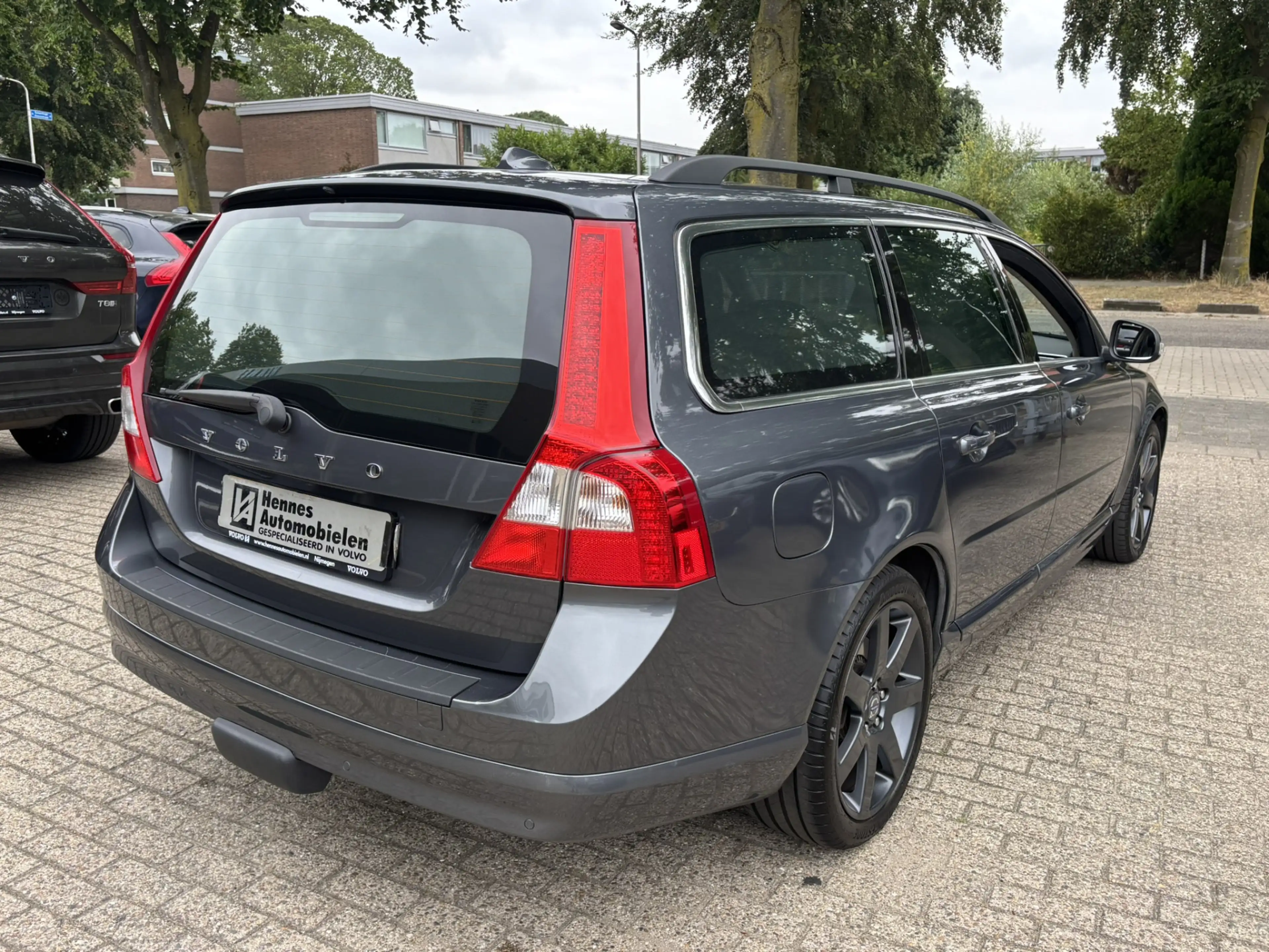 Volvo V70 3.2 AWD Summum Schuifdak Premium Sound Family — photo 12