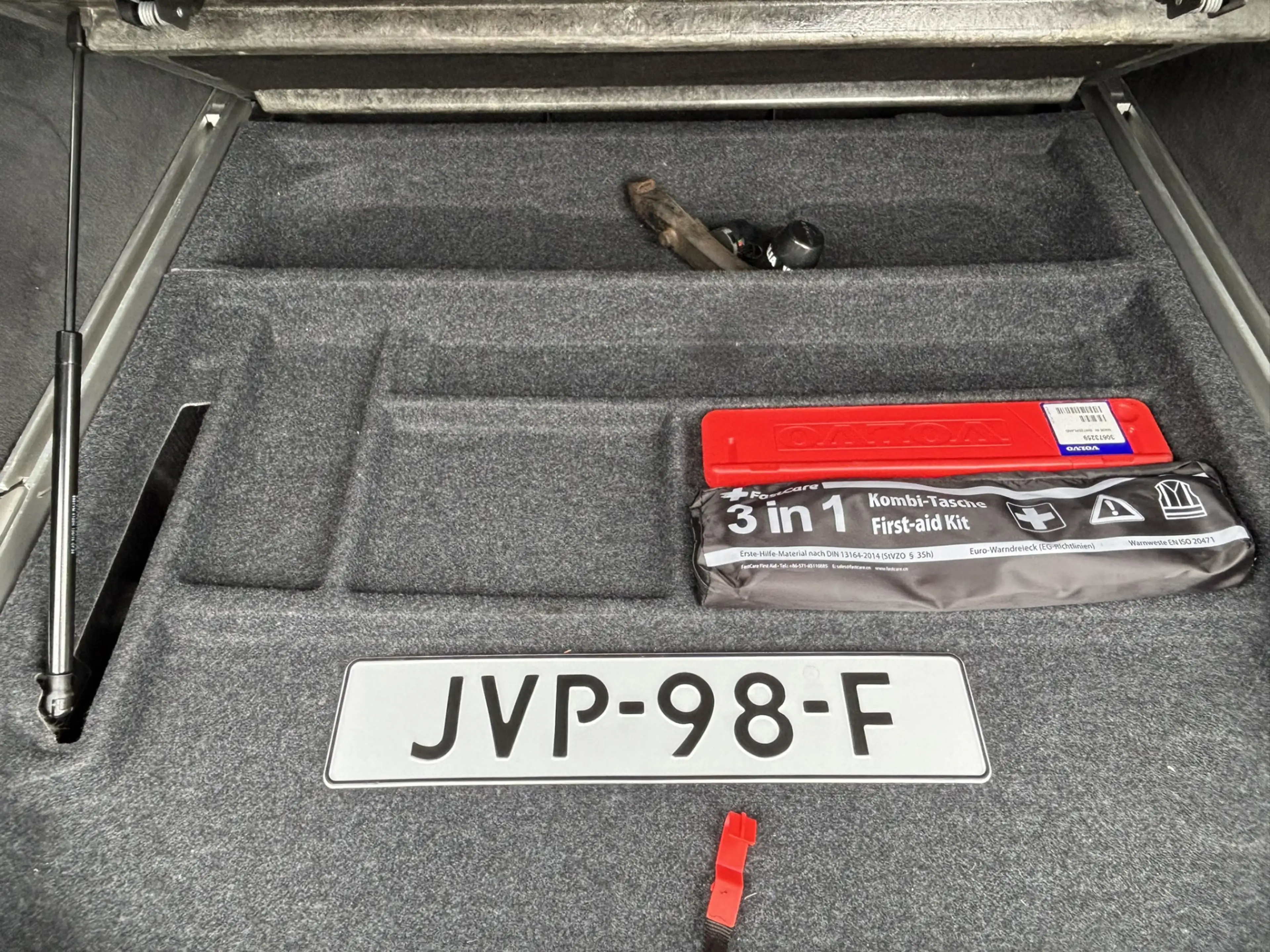 Volvo V70 3.2 AWD Summum Schuifdak Premium Sound Family — photo 15