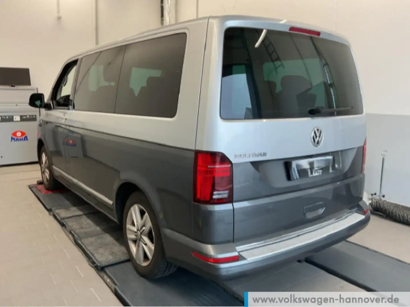 Volkswagen T6.1 Multivan 2.0 TDI DSG Navi AHK LED STHZG Kam Silber - 2