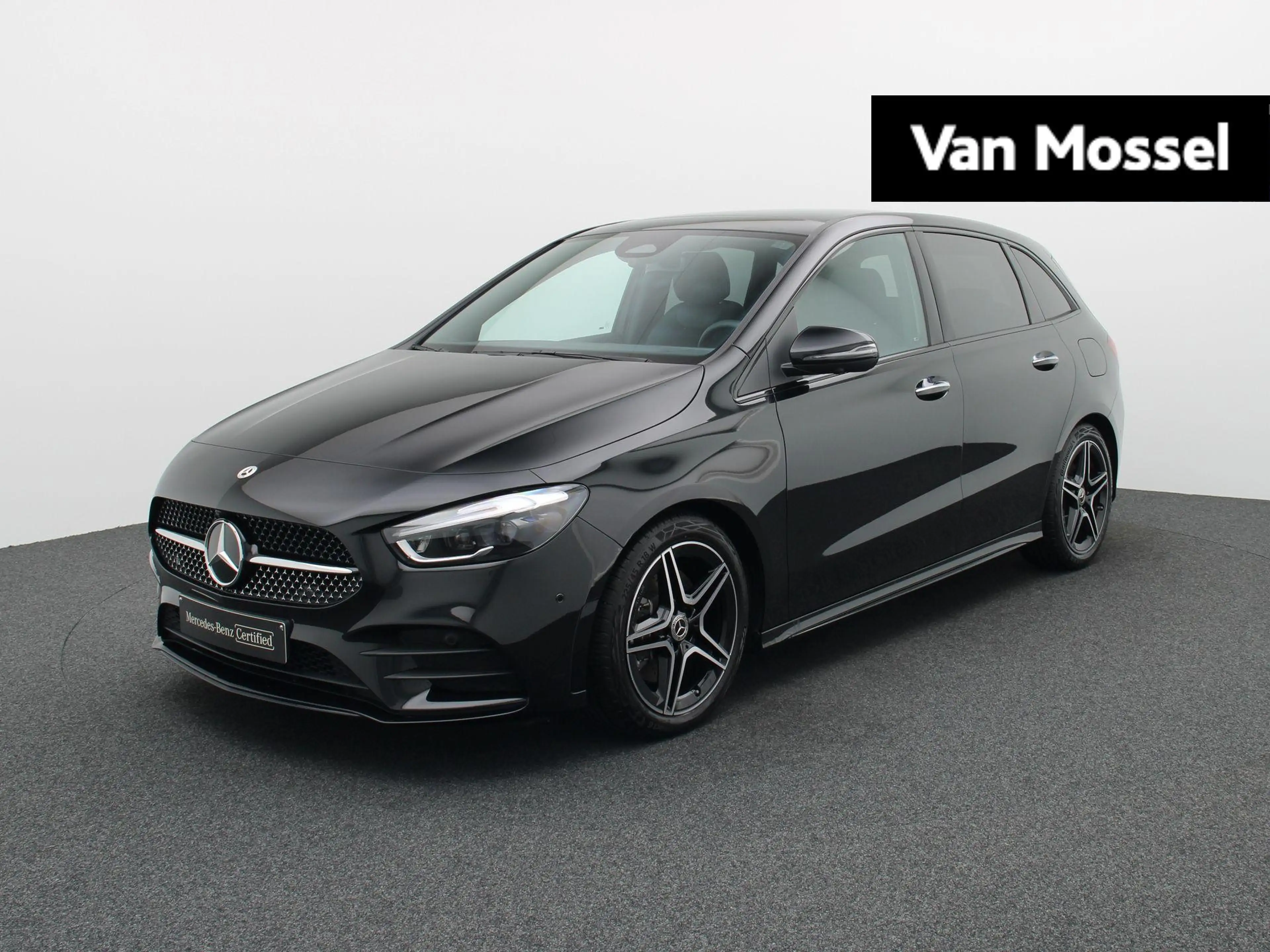 Mercedes-Benz B 220 4MATIC AMG Line + PREMIUM PLUS PACK + CARPLAY + PA