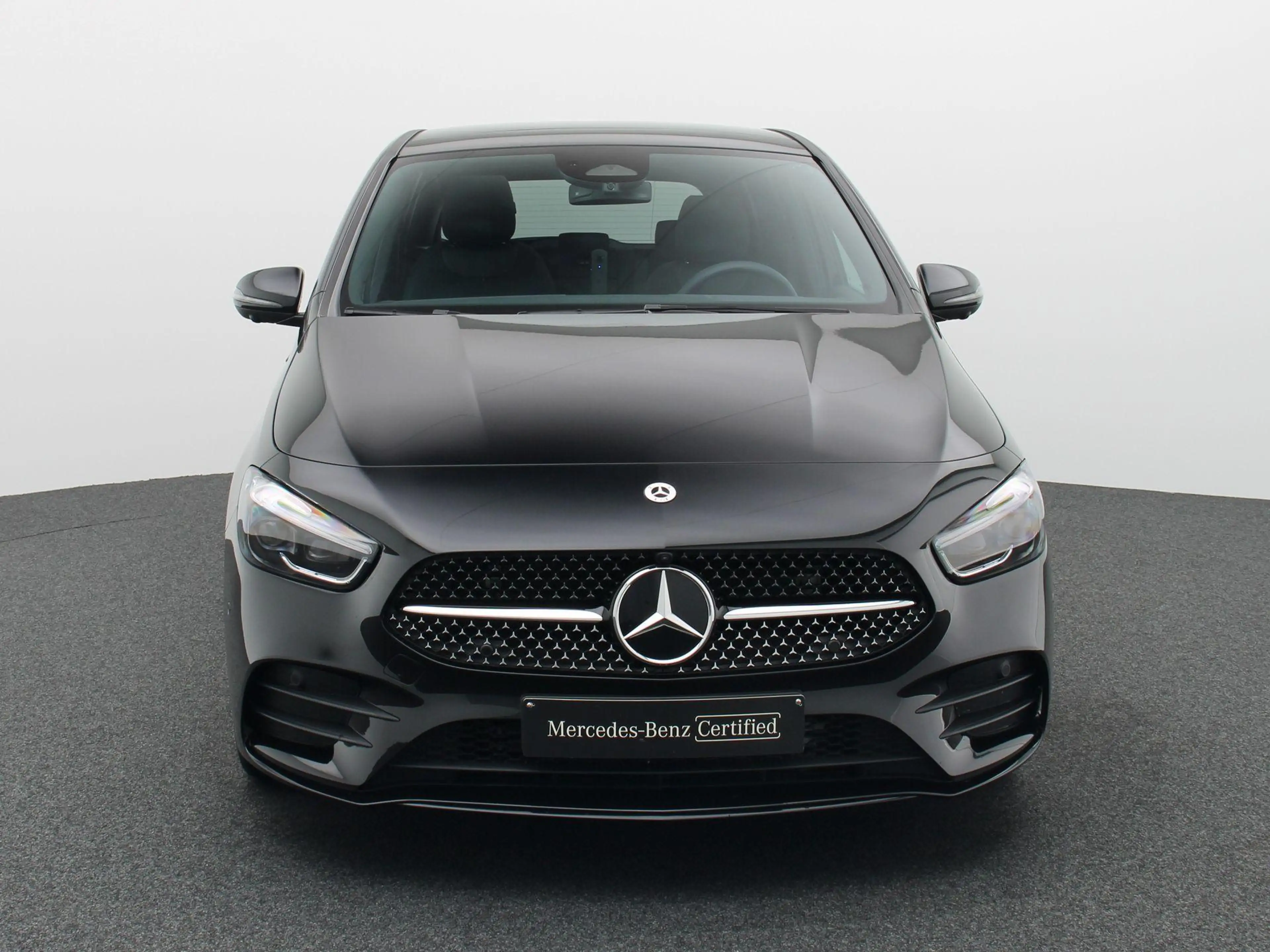 Mercedes-Benz B 220 4MATIC AMG Line + PREMIUM PLUS PACK + CARPLAY + PA — photo 3