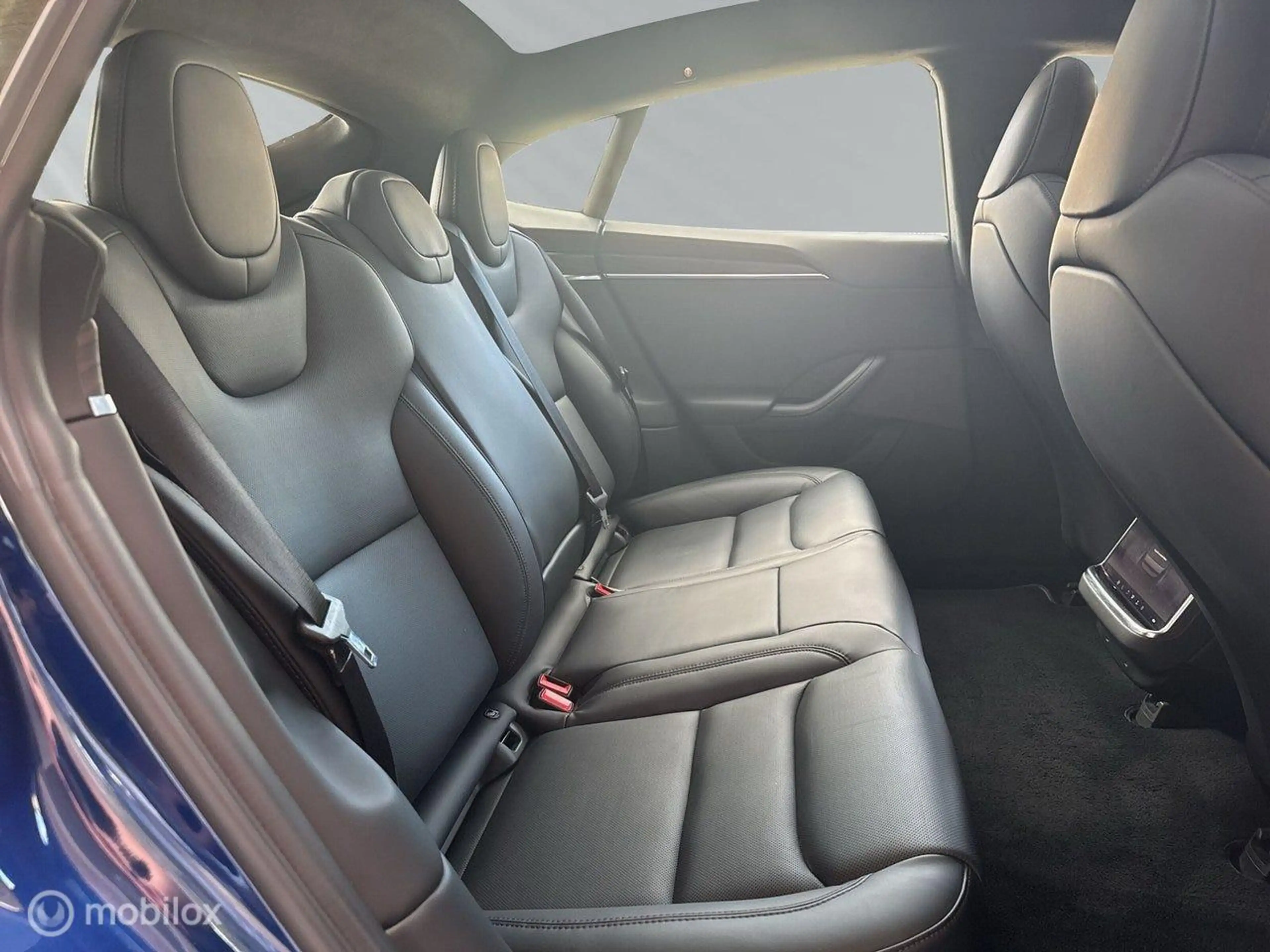 Tesla Model S Long Range HW4, 670pk, HW4, Yoke — photo 17
