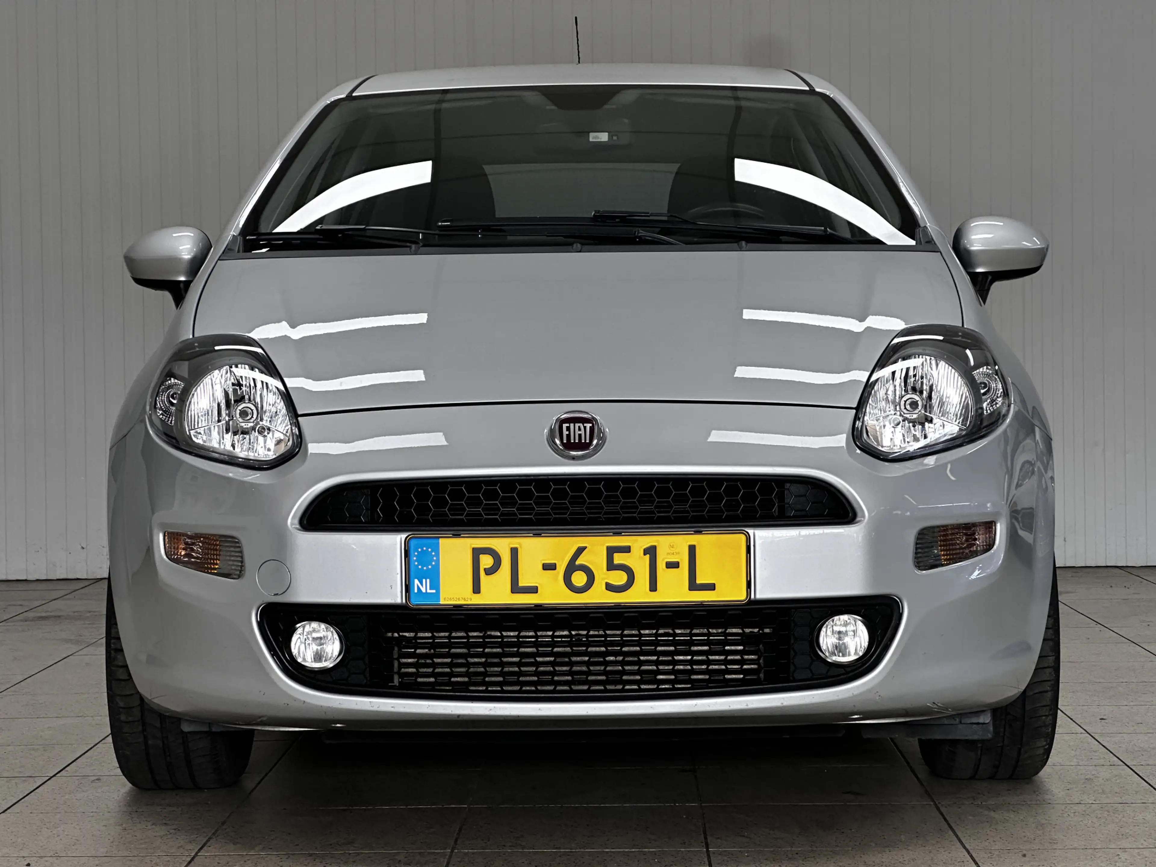 Fiat Punto Evo 0.9 TwinAir Sempre/ 5-Drs/ 16'' LMV/ Navi/ Clima/ — photo 2