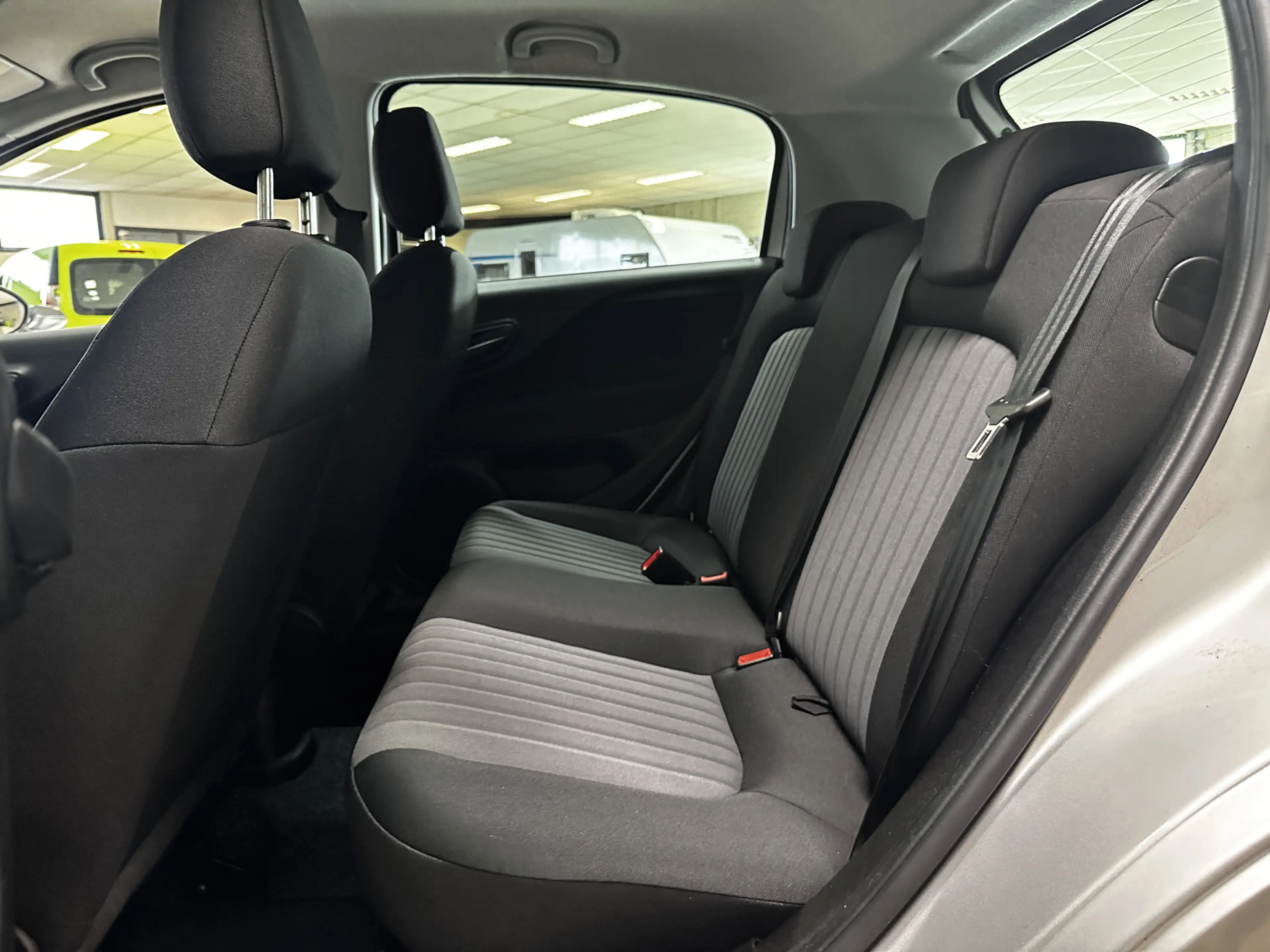 Fiat Punto Evo 0.9 TwinAir Sempre/ 5-Drs/ 16'' LMV/ Navi/ Clima/ — photo 10