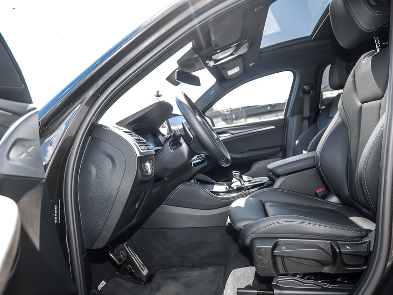 BMW X4 xDrive30d M Sport PANO ACC AHK RFK NAVI LED — photo 5