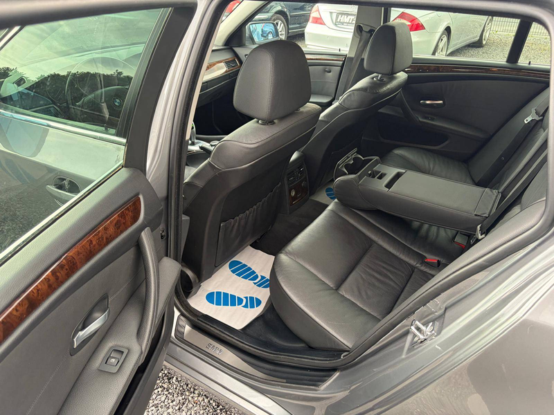 BMW 523 i E61 *TÜV/ASU NEU* — photo 13