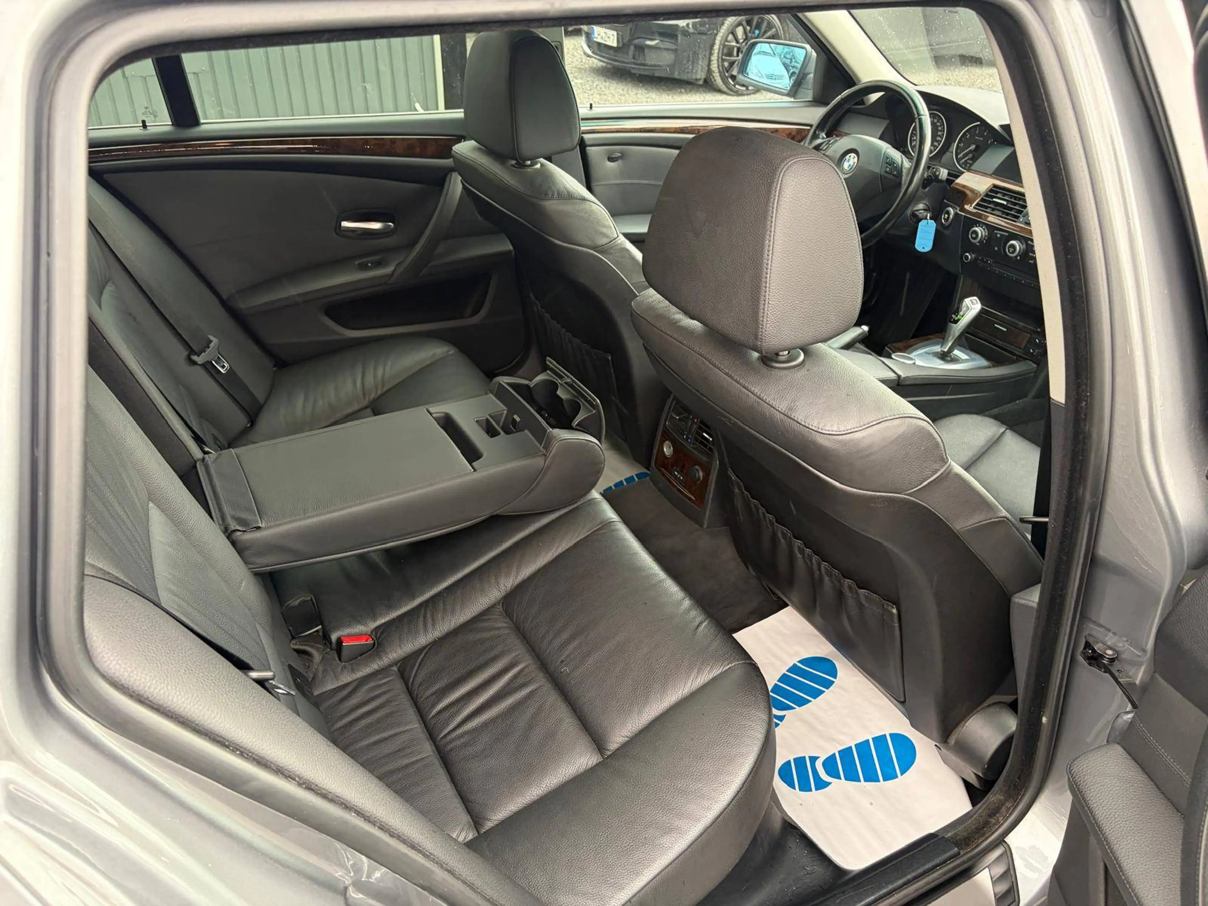 BMW 523 i E61 *TÜV/ASU NEU* — photo 14