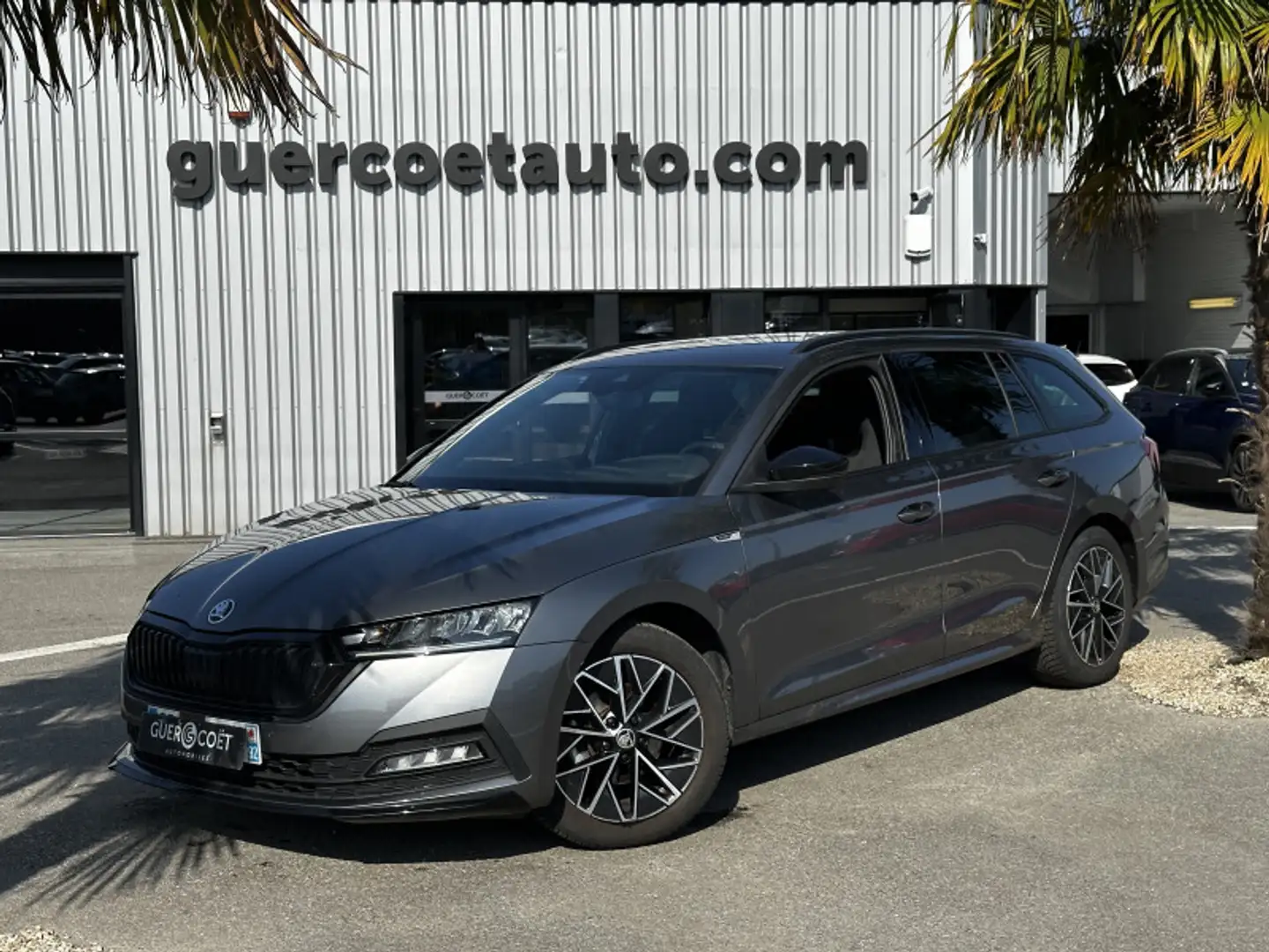 Skoda Octavia 2.0 TDI 150CH SPORTLINE DSG7 Gris - 1
