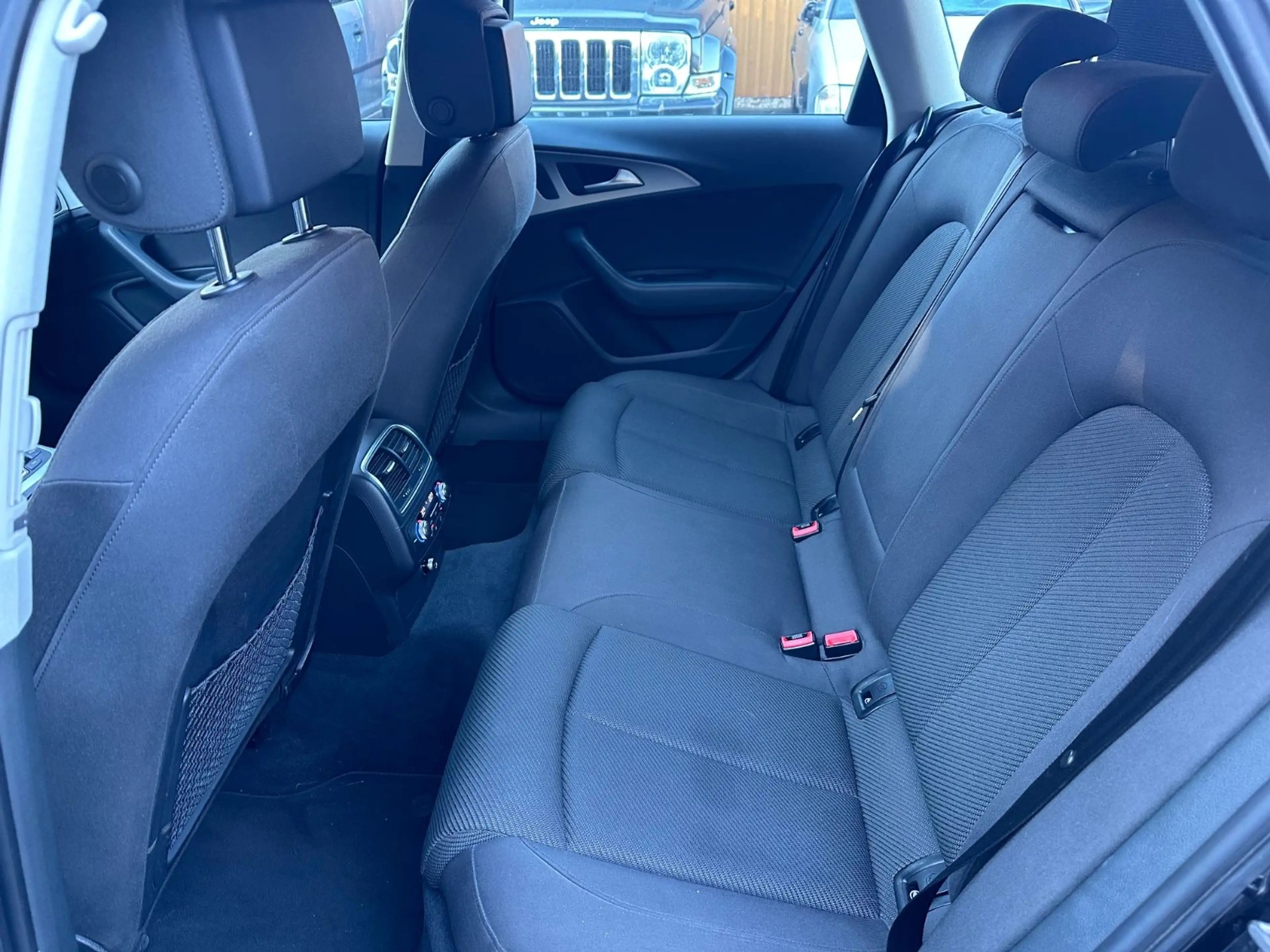 Audi A6 Avant 2.0 TDI/NAVI/SHZ/TEMP/PDC/LMF/1HAND — photo 12