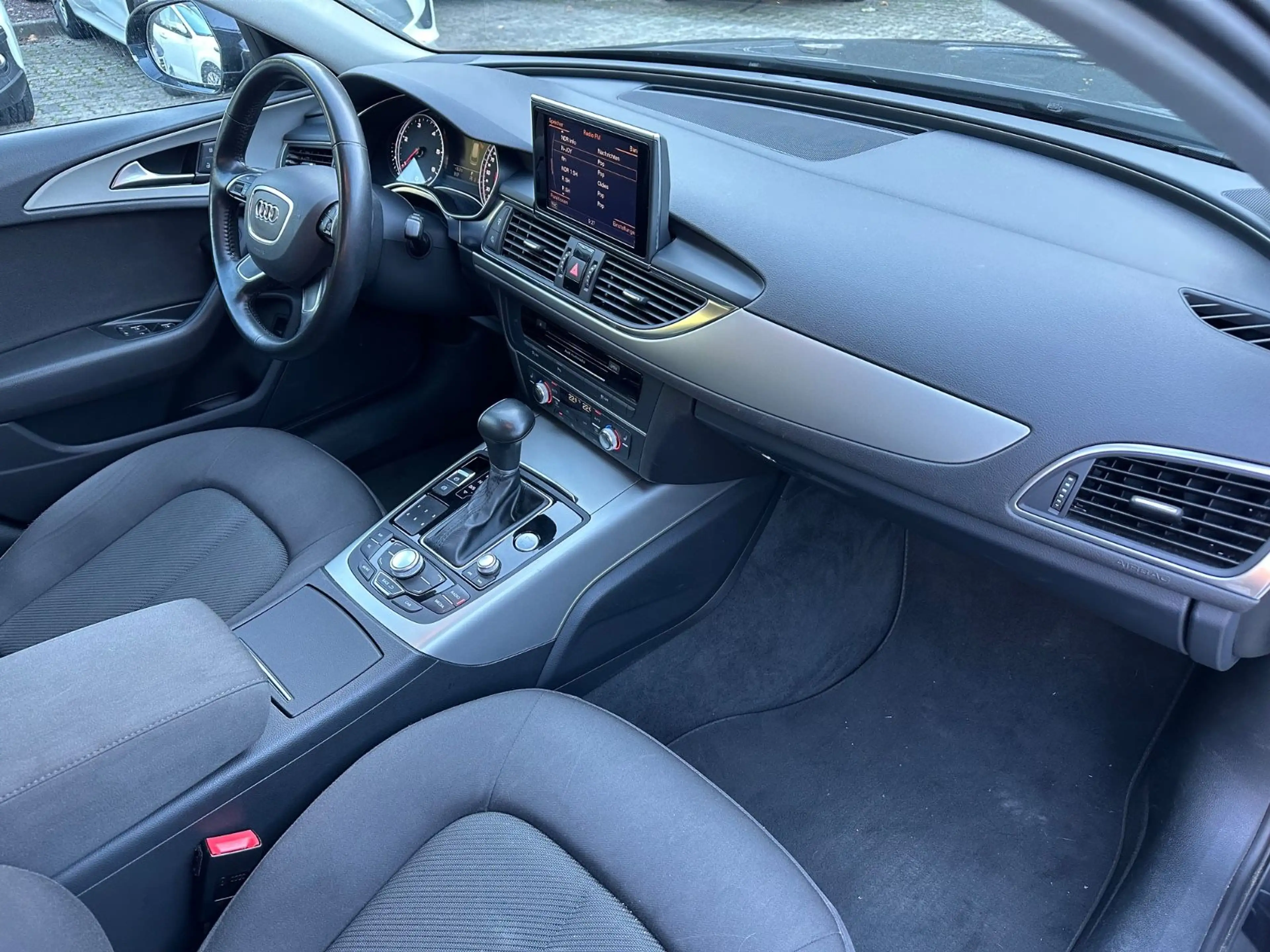 Audi A6 Avant 2.0 TDI/NAVI/SHZ/TEMP/PDC/LMF/1HAND — photo 14