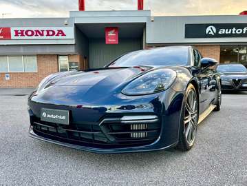 Berlina 4.0 GTS 460CV auto