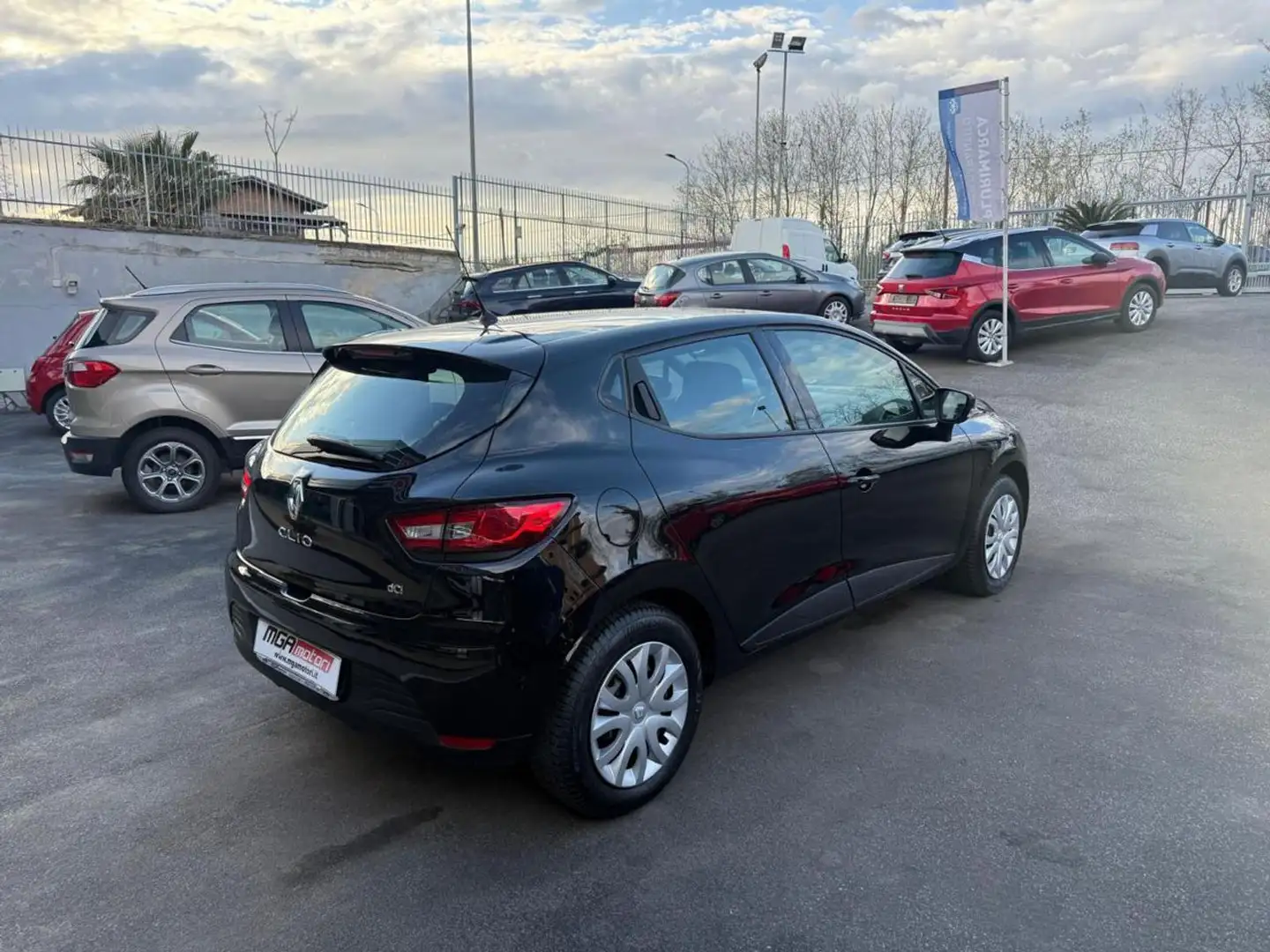 Renault Clio 1.5 dCi 8V 75CV 5 porte Wave Nero - 2