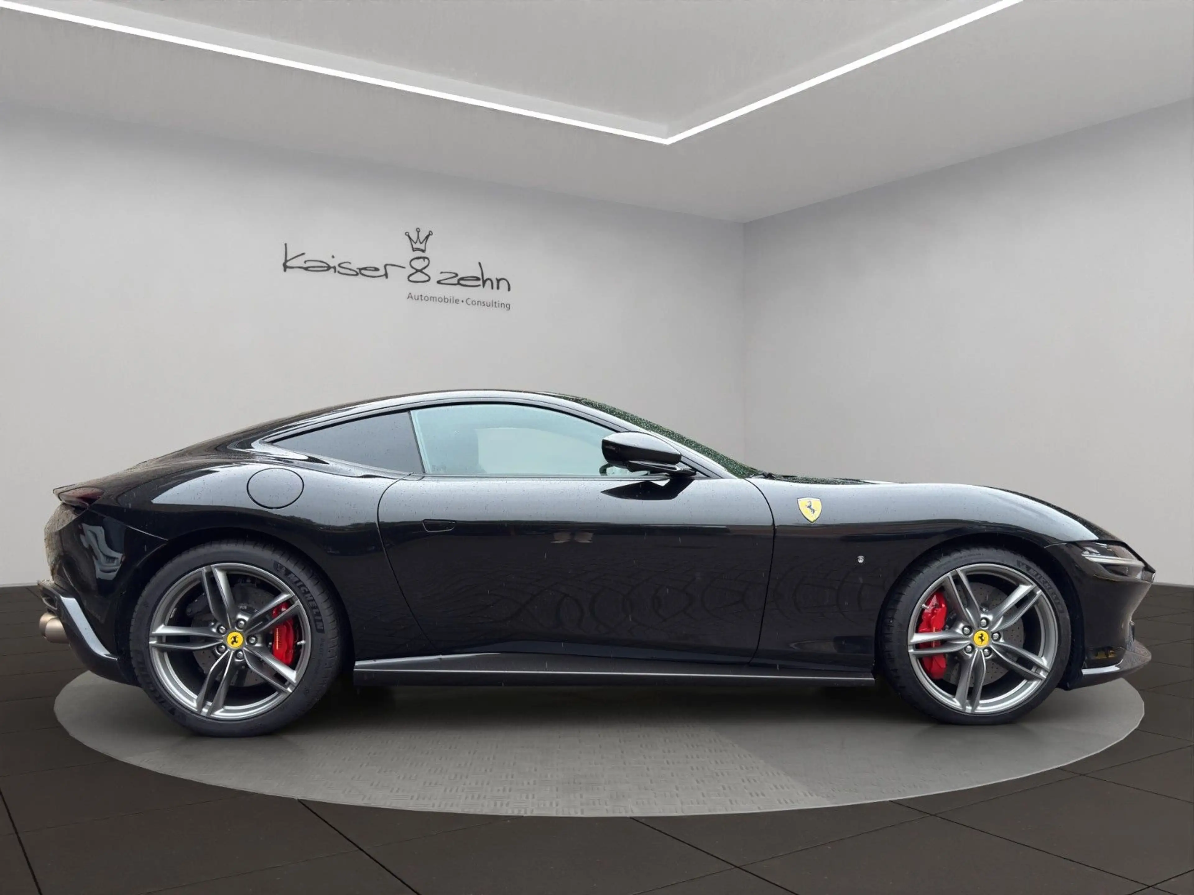 Ferrari Roma 3.9 T V8 DCT *2.Hand*Carbon-Paket* — photo 5