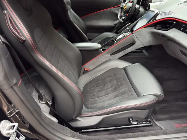Ferrari Roma view 11