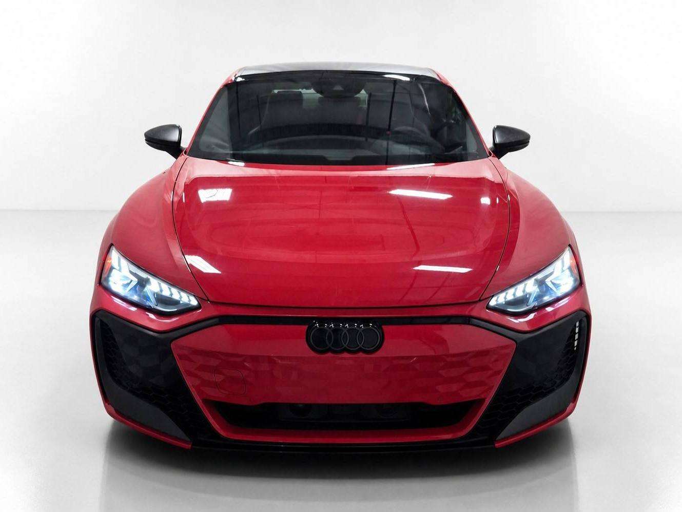 2025 Audi RS e-tron GT performance — снимка 1