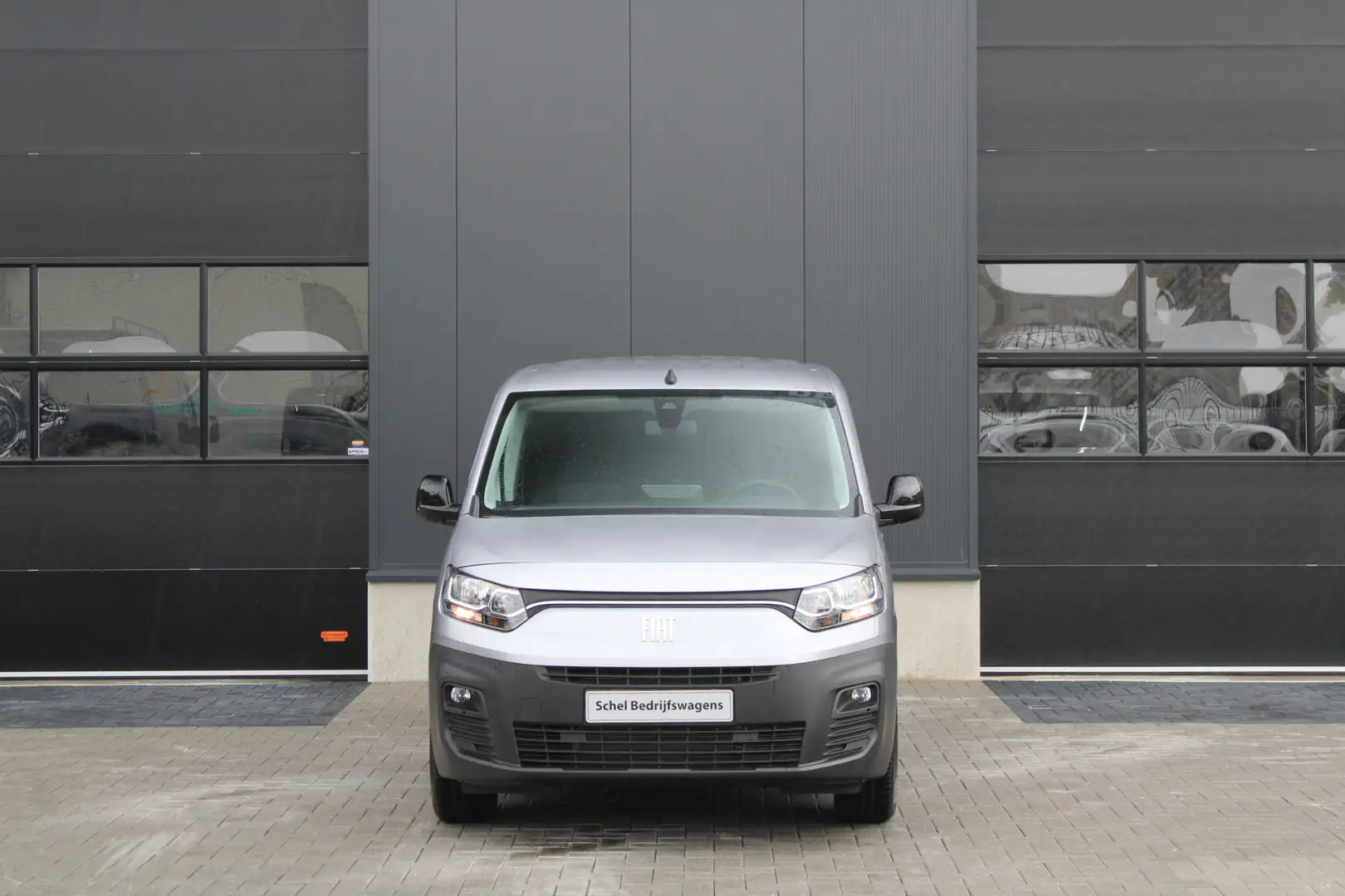 Fiat E-Doblo 136 L2 50 kWh 136pk - Camera - Carplay - Auto Klim Grijs - 2