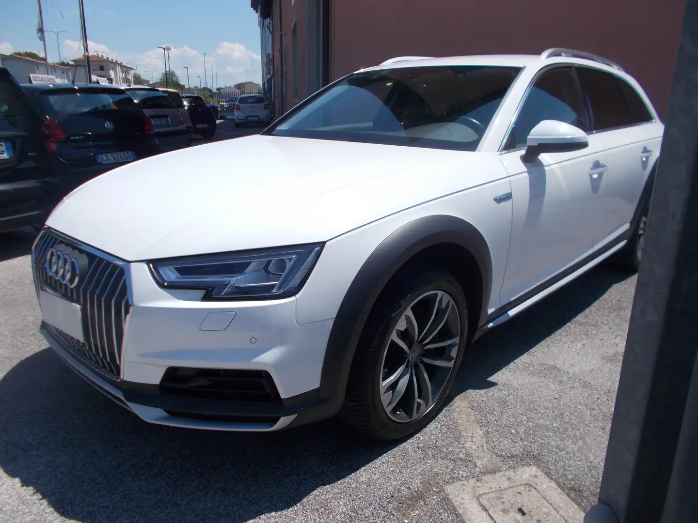 Audi A4 allroad Quattro 2.0 tdi Business Evol. 190cv s-tronic Bianco - 1