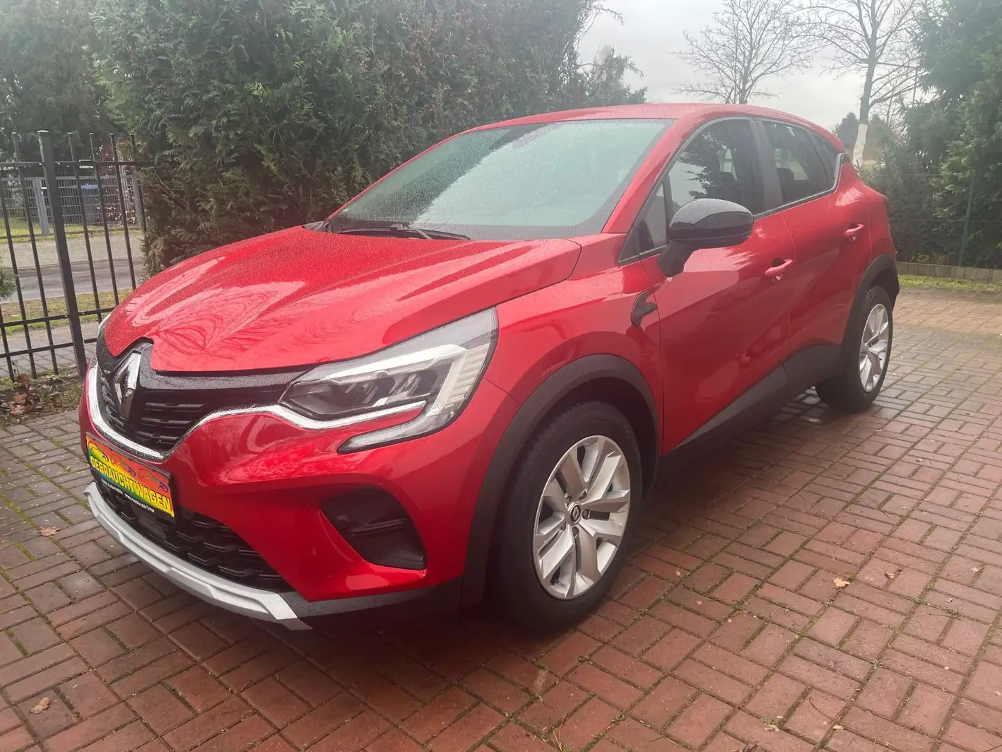 Renault Captur II Zen Kamera, Carplay, Topzustand Rot - 1